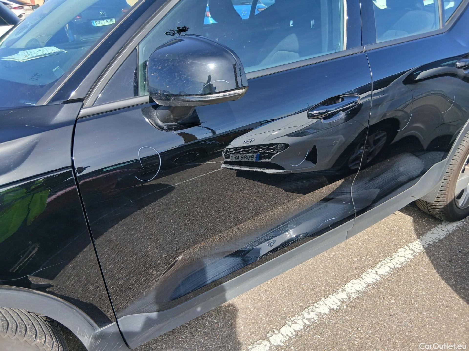  Volvo  XC 40 VOLVO XC40 / 2017 / 5P / todoterreno 2.0 B3 G Momentum Pro Auto #7