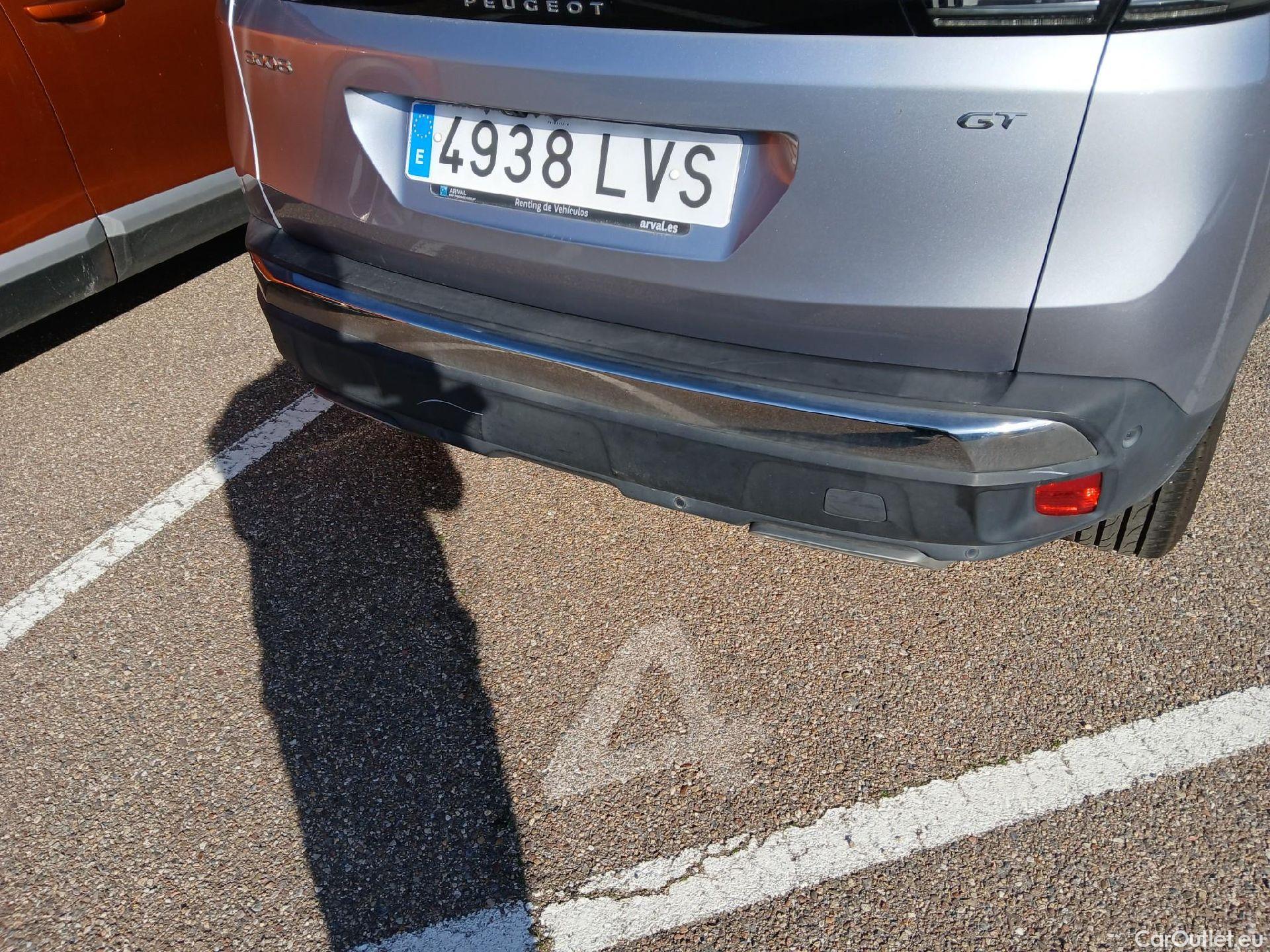  Peugeot  3008 PEUGEOT  / 2020 / 5P / todoterreno 1.5 BlueHDi 96kW S&S GT EAT8 #9