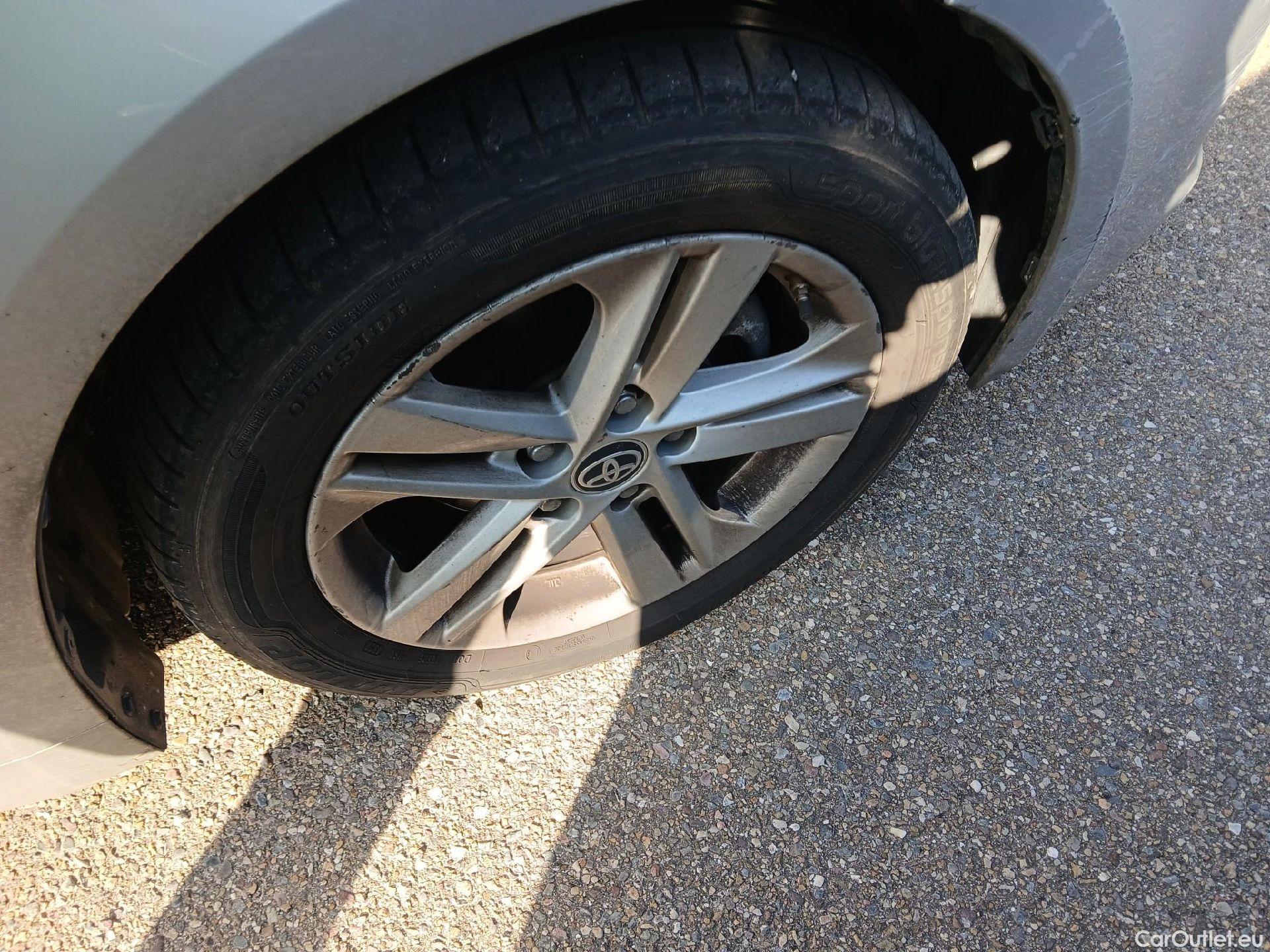  Toyota  Corolla TOYOTA  / 2019 / 5P / familiar 1.8 125H ACTIVE TECH E-CVT TOU SPORT #7