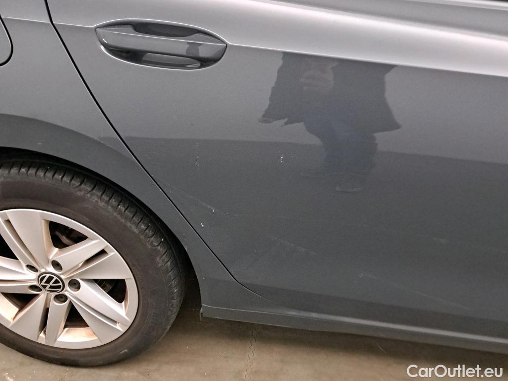  Volkswagen  Golf  VOLKSWAGEN / 2020 / 5P / berlina con portón Life 1.0 eTSI 81kW (110CV) DSG #27