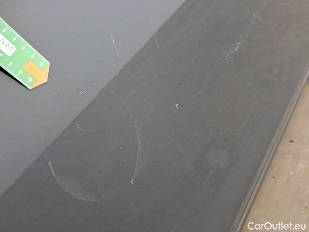  Volkswagen  Golf  VOLKSWAGEN / 2020 / 5P / berlina con portón Life 1.0 eTSI 81kW (110CV) DSG #26