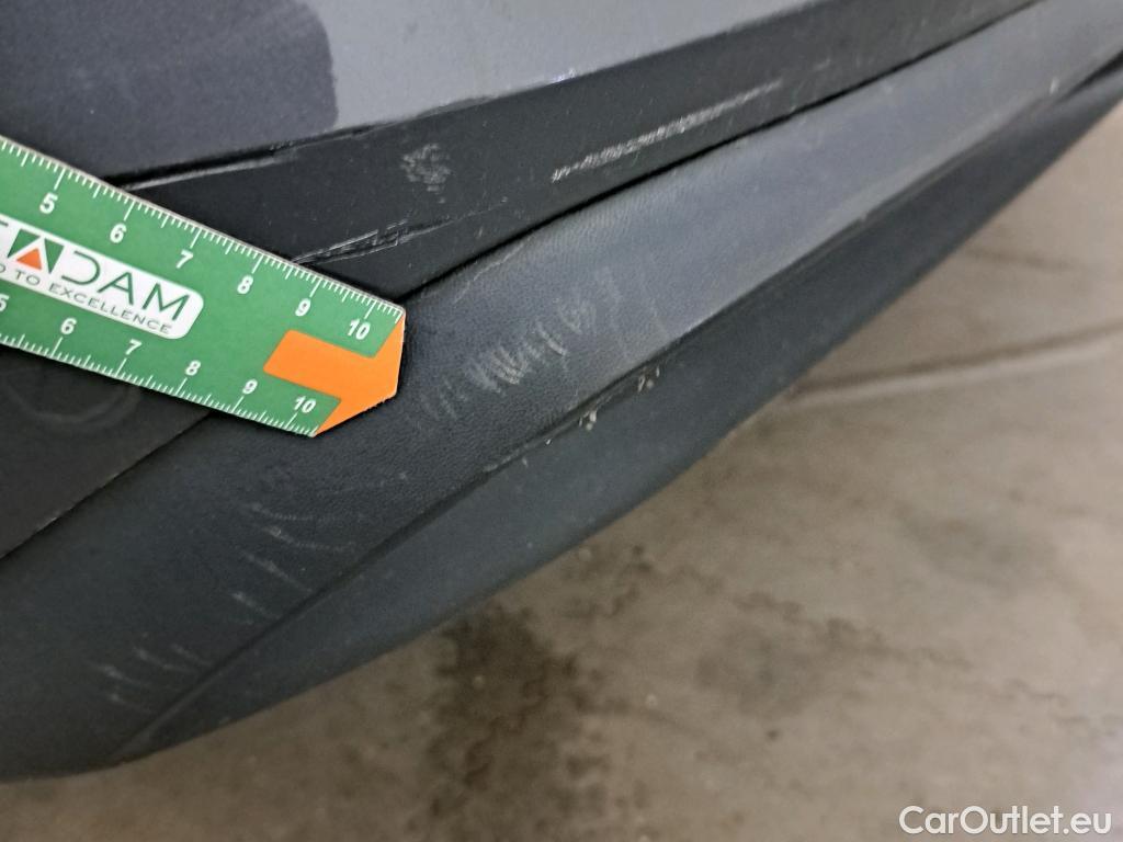  Volkswagen  Golf  VOLKSWAGEN / 2020 / 5P / berlina con portón Life 1.0 eTSI 81kW (110CV) DSG #47