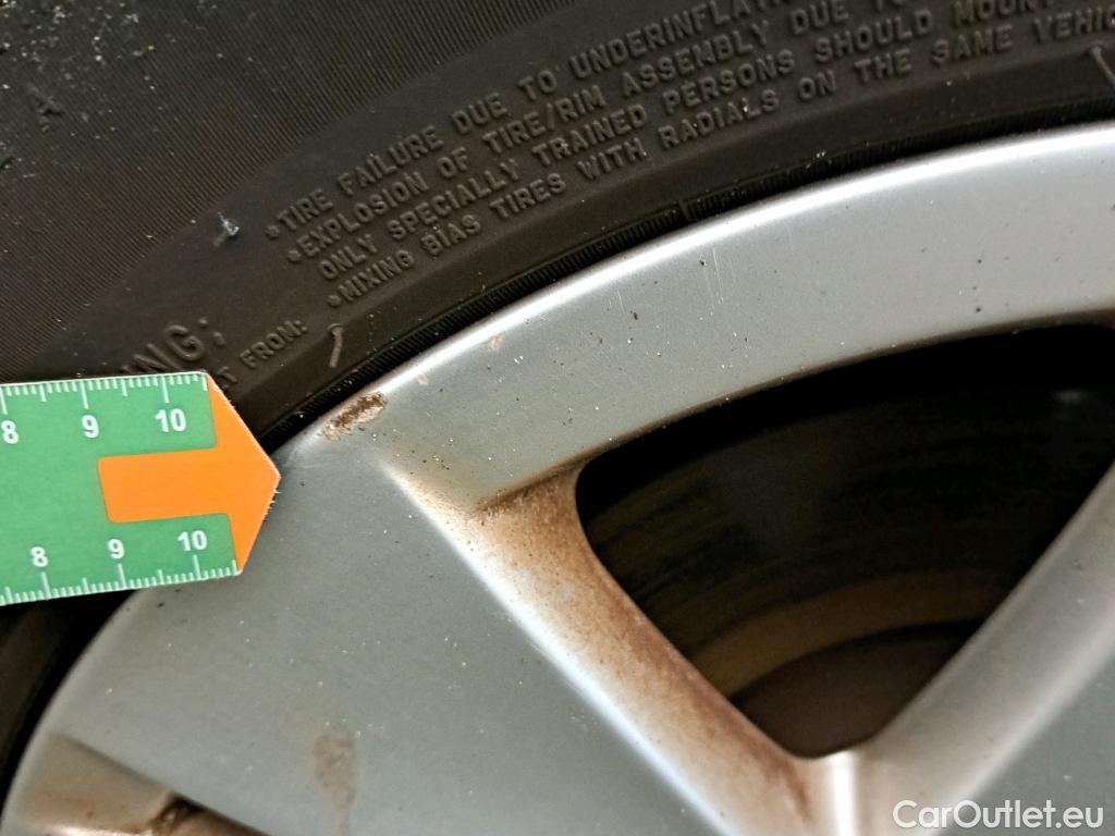  Volkswagen  Golf  VOLKSWAGEN / 2020 / 5P / berlina con portón Life 1.0 eTSI 81kW (110CV) DSG #36