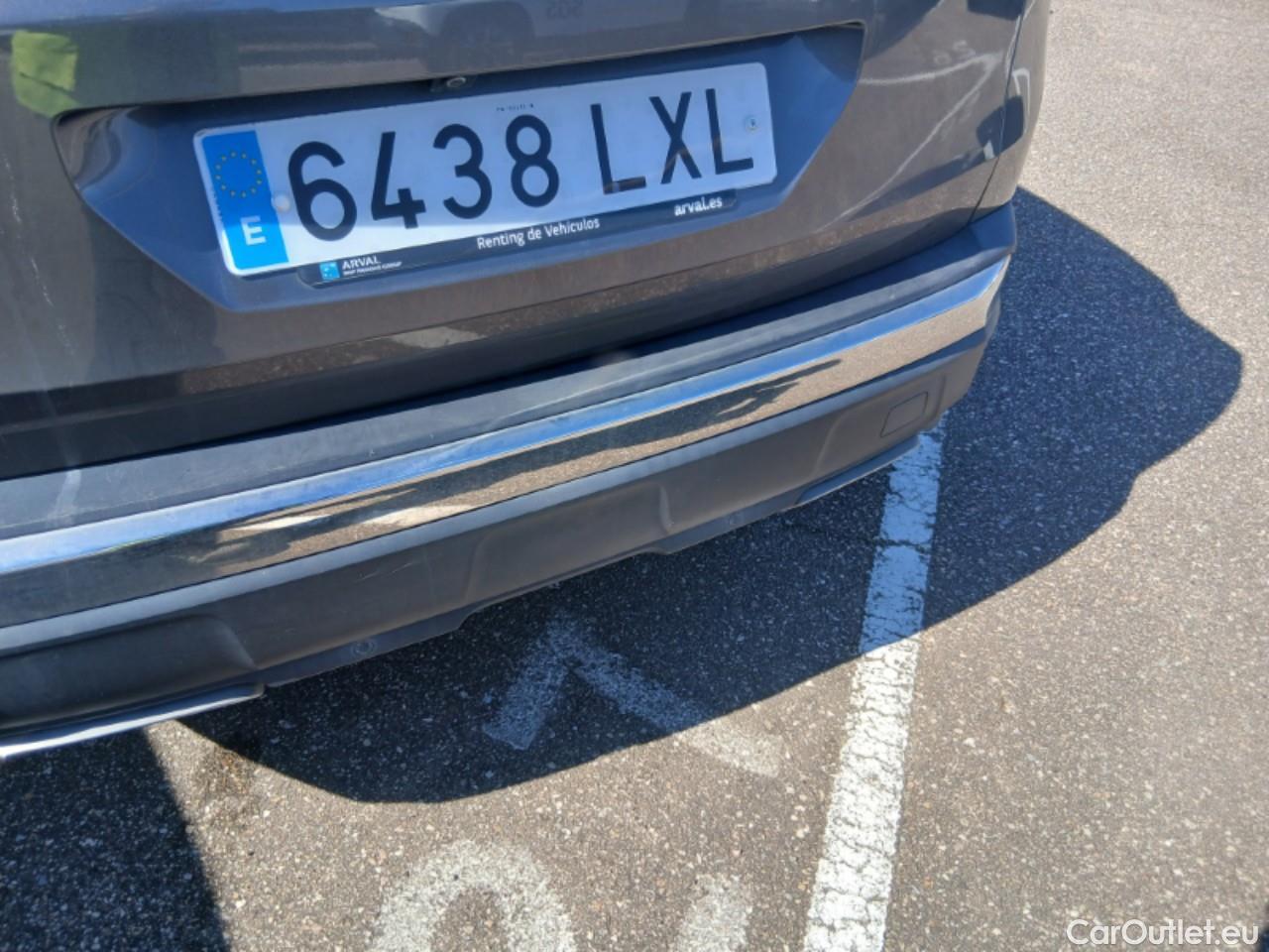  Peugeot  3008 PEUGEOT  / 2020 / 5P / todoterreno 1.2 PureTech 96KW S&S GT Pack EAT8 #14