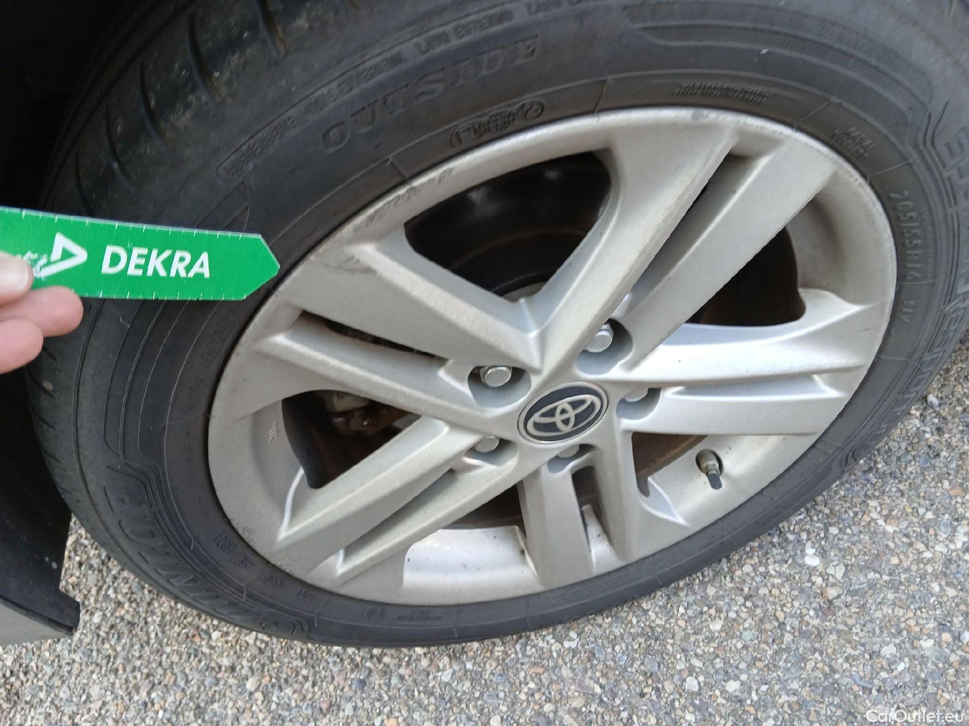  Toyota  Corolla TOYOTA  / 2019 / 5P / familiar 1.8 125H ACTIVE TECH E-CVT TOU SPORT #6