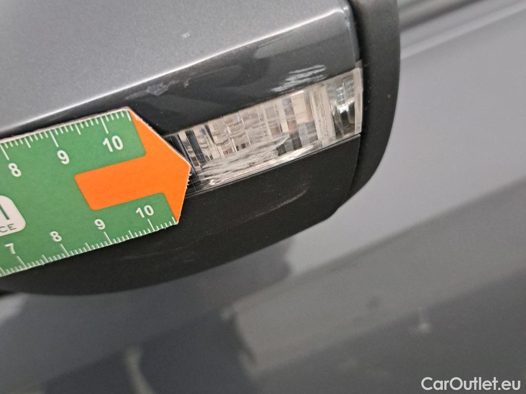  Volkswagen  Golf  VOLKSWAGEN / 2020 / 5P / berlina con portón Life 1.0 eTSI 81kW (110CV) DSG #39