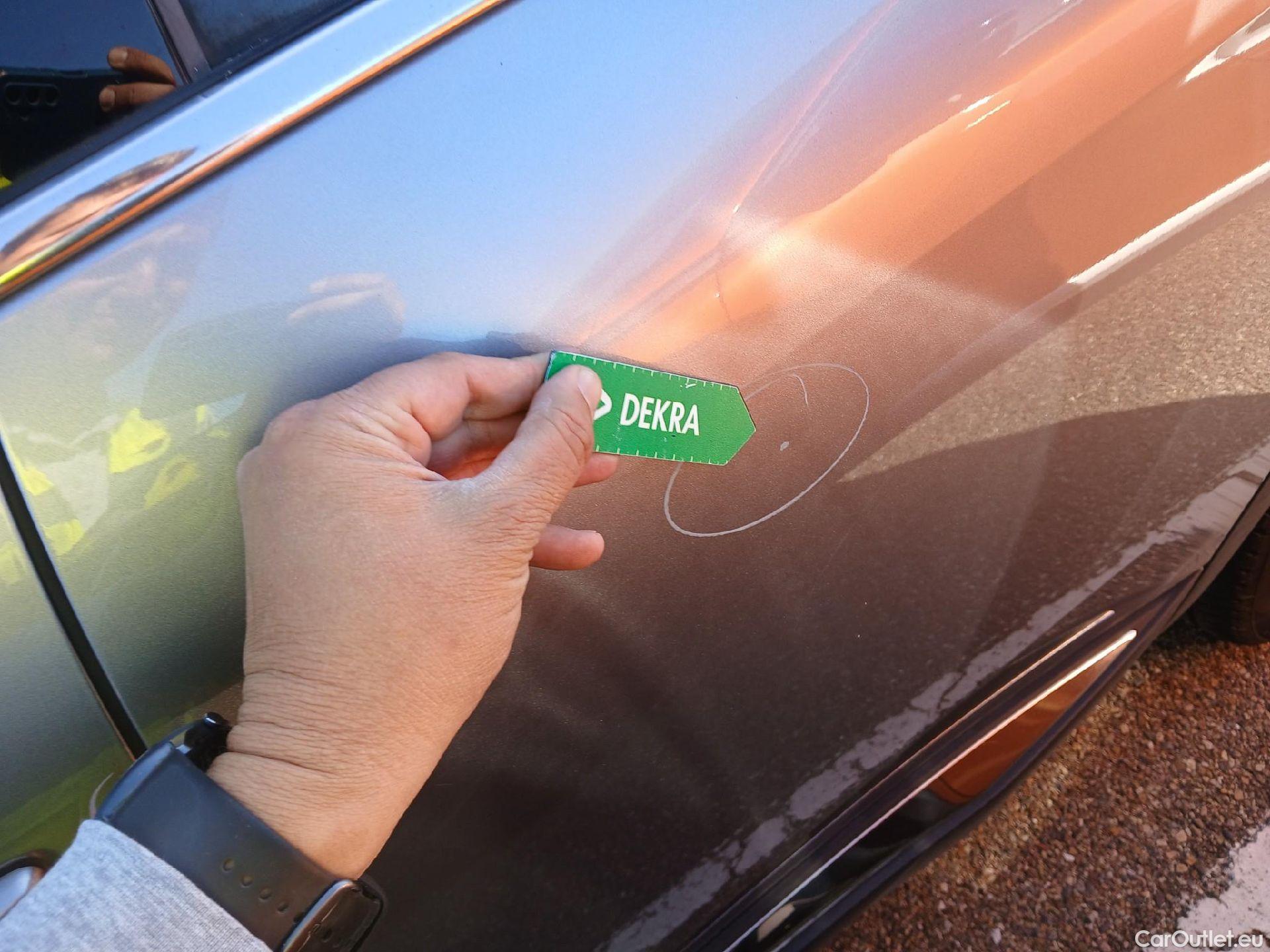  Peugeot  3008 PEUGEOT  / 2020 / 5P / todoterreno 1.5 BlueHDi 96kW S&S GT EAT8 #6