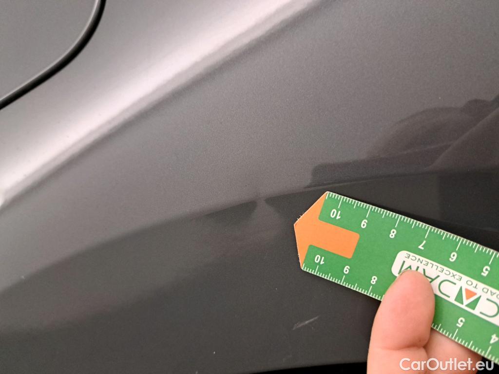  Volkswagen  Golf  VOLKSWAGEN / 2020 / 5P / berlina con portón Life 1.0 eTSI 81kW (110CV) DSG #7