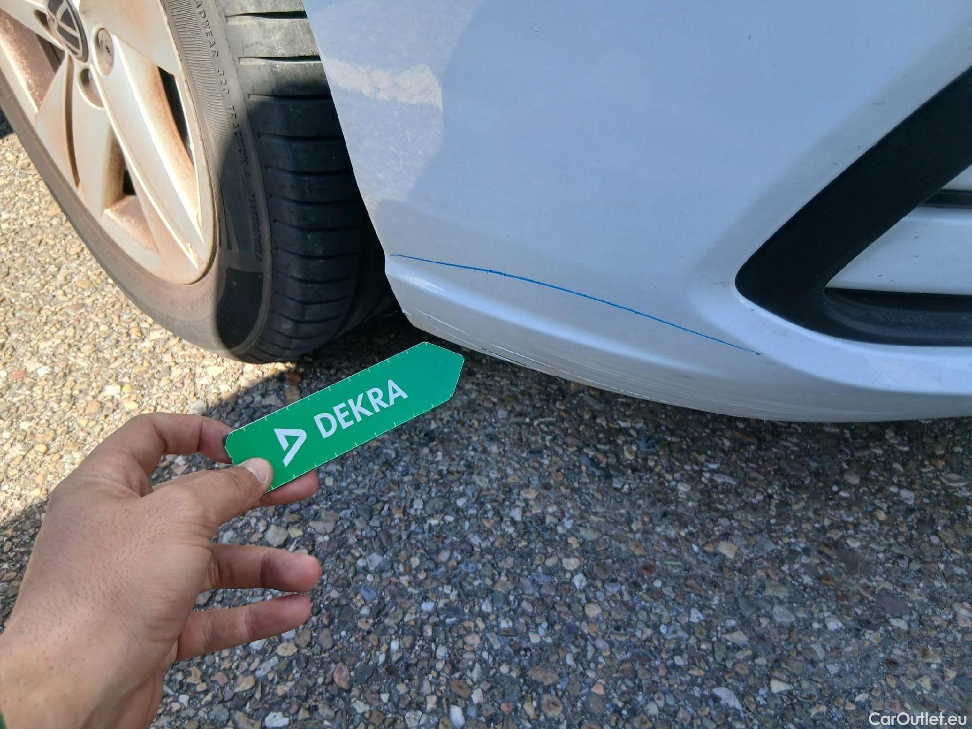  Volkswagen  Golf  VOLKSWAGEN / 2020 / 5P / berlina con portón Life 1.0 eTSI 81kW (110CV) DSG #2