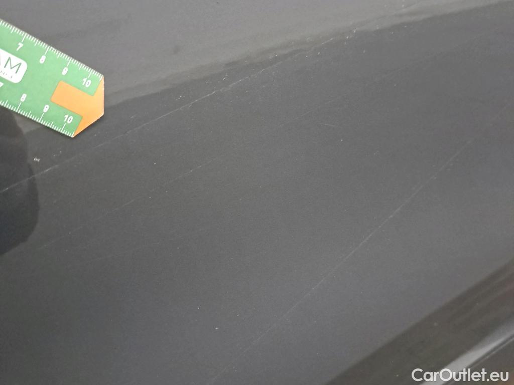  Volkswagen  Golf  VOLKSWAGEN / 2020 / 5P / berlina con portón Life 1.0 eTSI 81kW (110CV) DSG #2