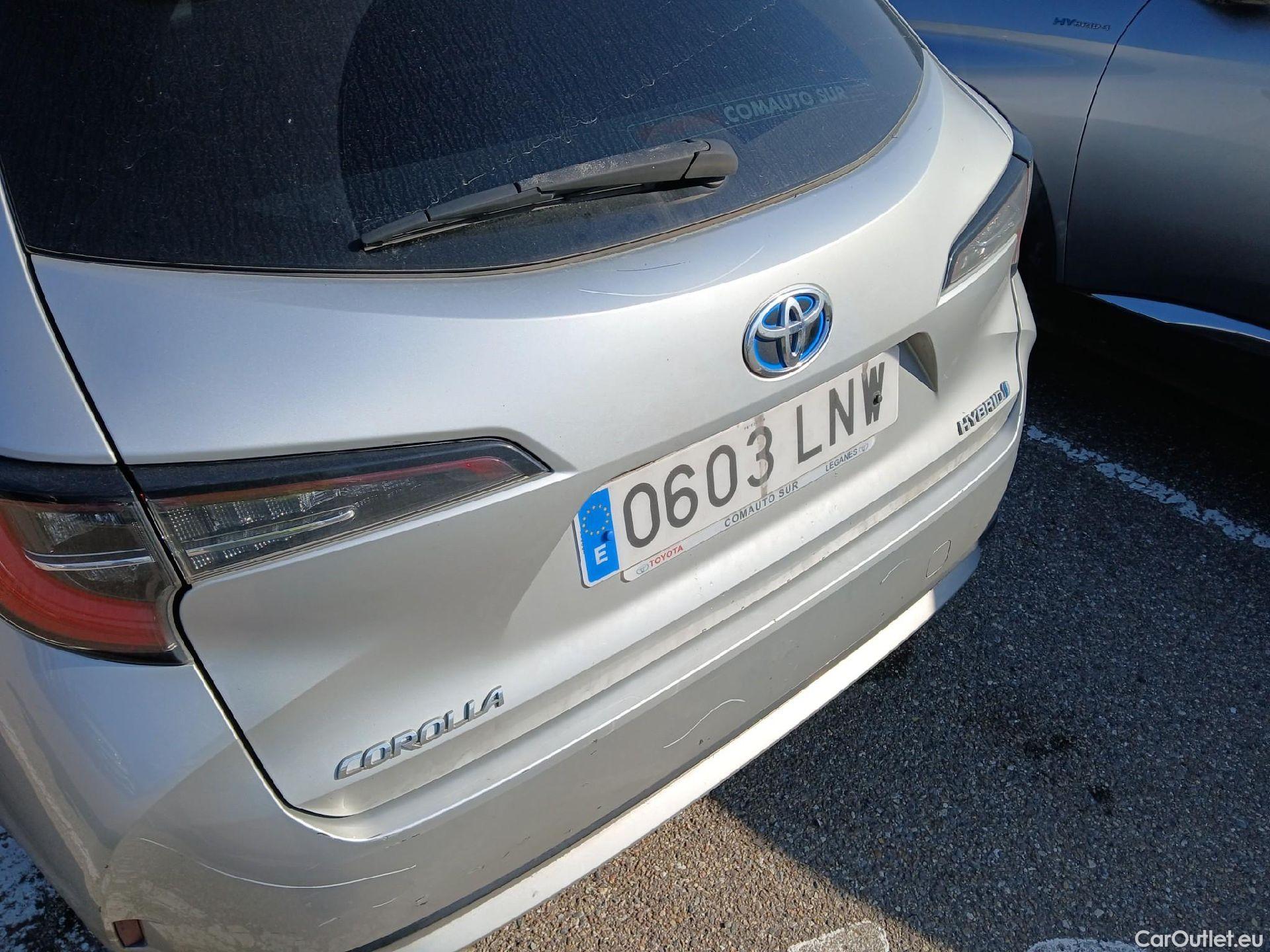  Toyota  Corolla TOYOTA  / 2019 / 5P / familiar 1.8 125H ACTIVE TECH E-CVT TOU SPORT #20