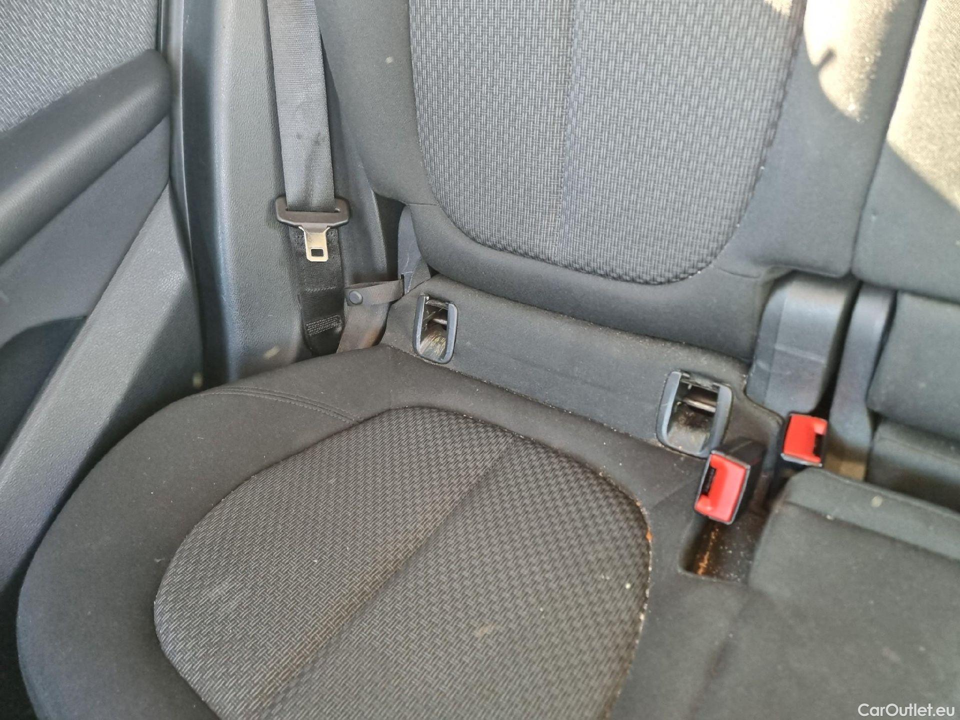  Bmw  X1 BMW  / 2019 / 5P / todoterreno sDrive16d Business #27