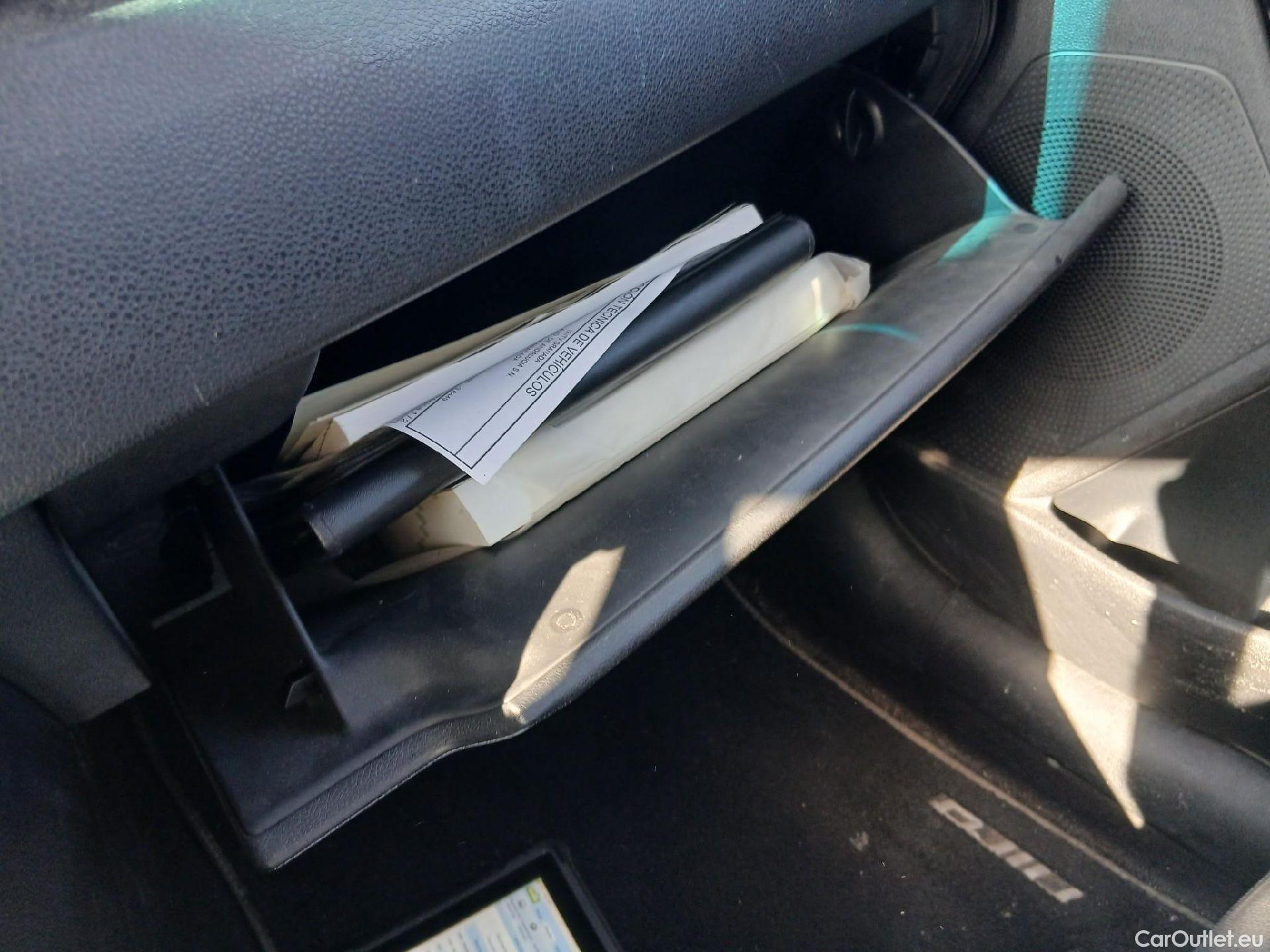  KIA  Niro KIA  / 2019 / 5P / crossover 1.6 GDi HEV 104kW (141CV) Drive #1