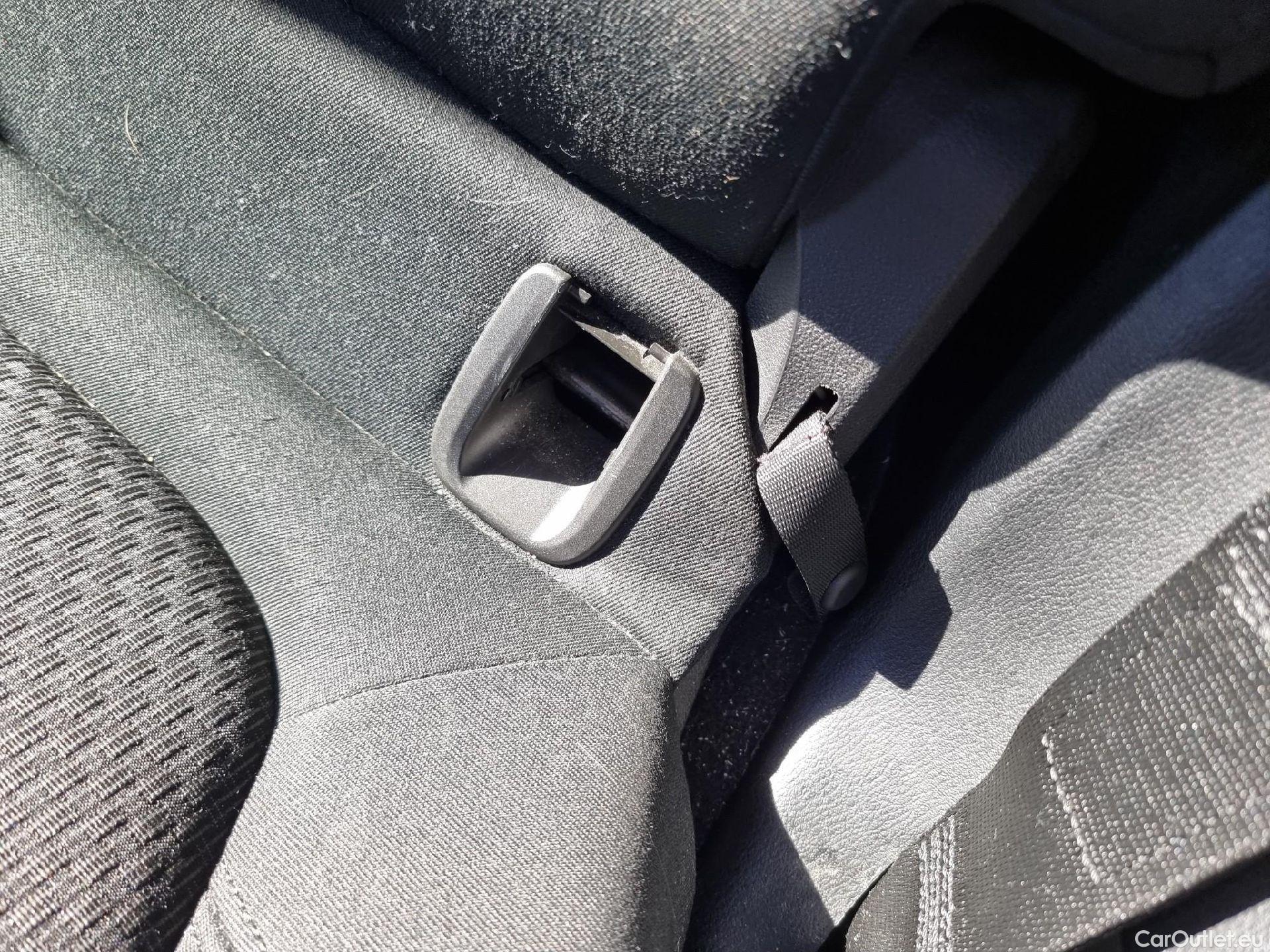  Bmw  X1 BMW  / 2019 / 5P / todoterreno sDrive16d Business #29