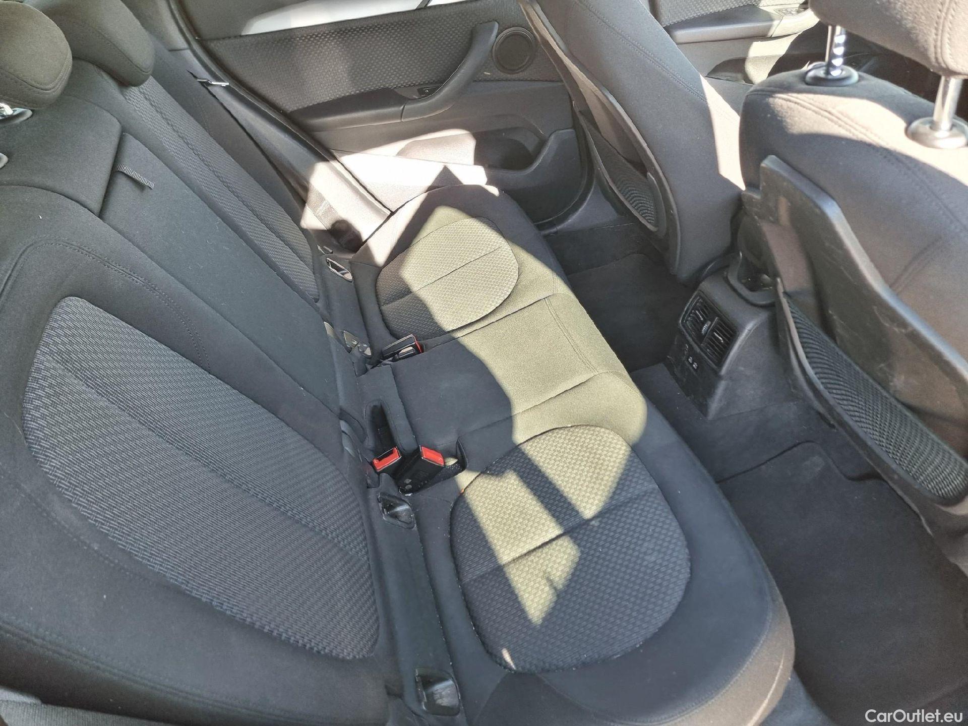  Bmw  X1 BMW  / 2019 / 5P / todoterreno sDrive16d Business #3