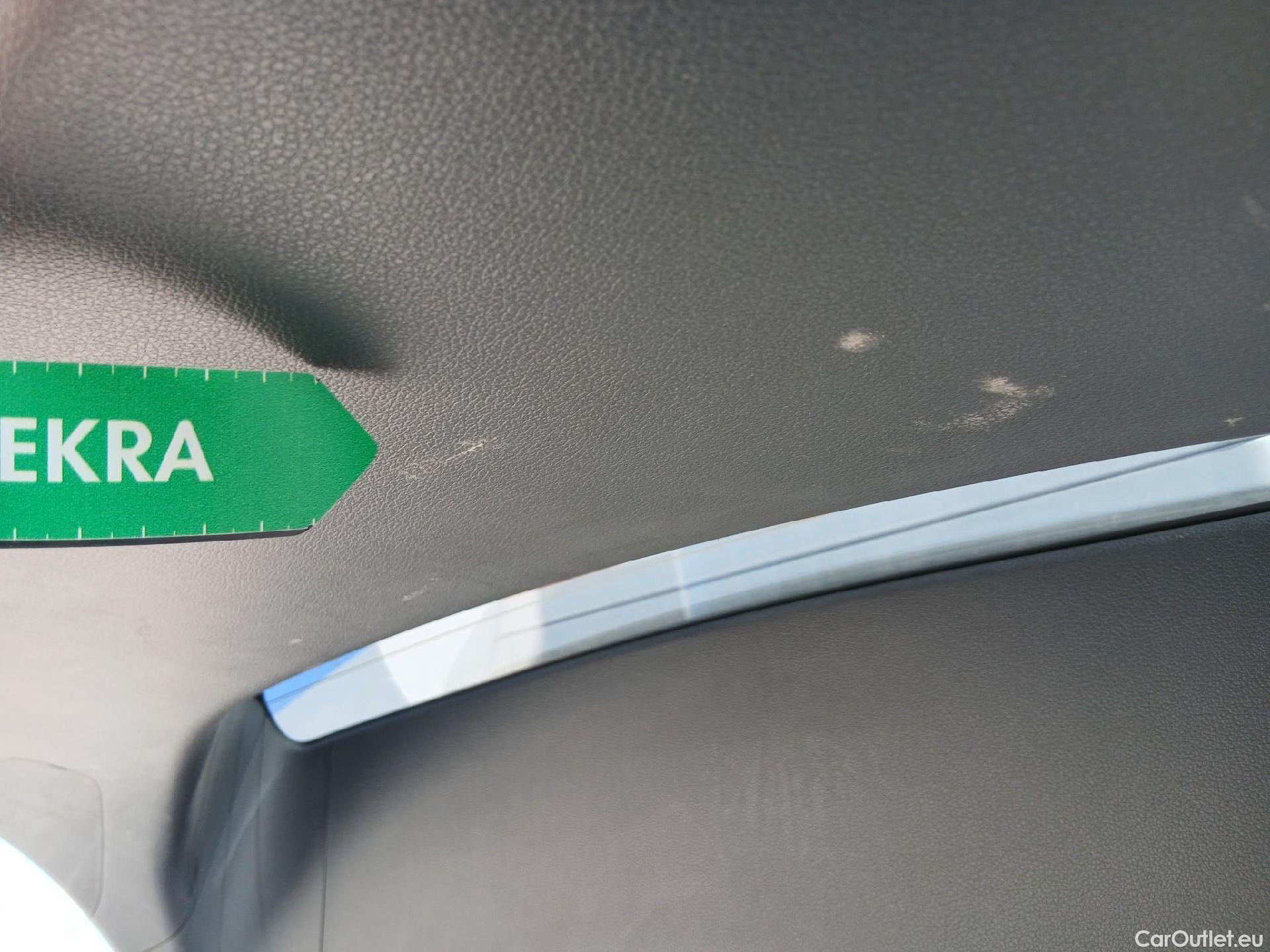  Hyundai   Ioniq HYUNDAI / 2016 / 5P / berlina con portón 1.6 GDI HEV Klass DCT #6