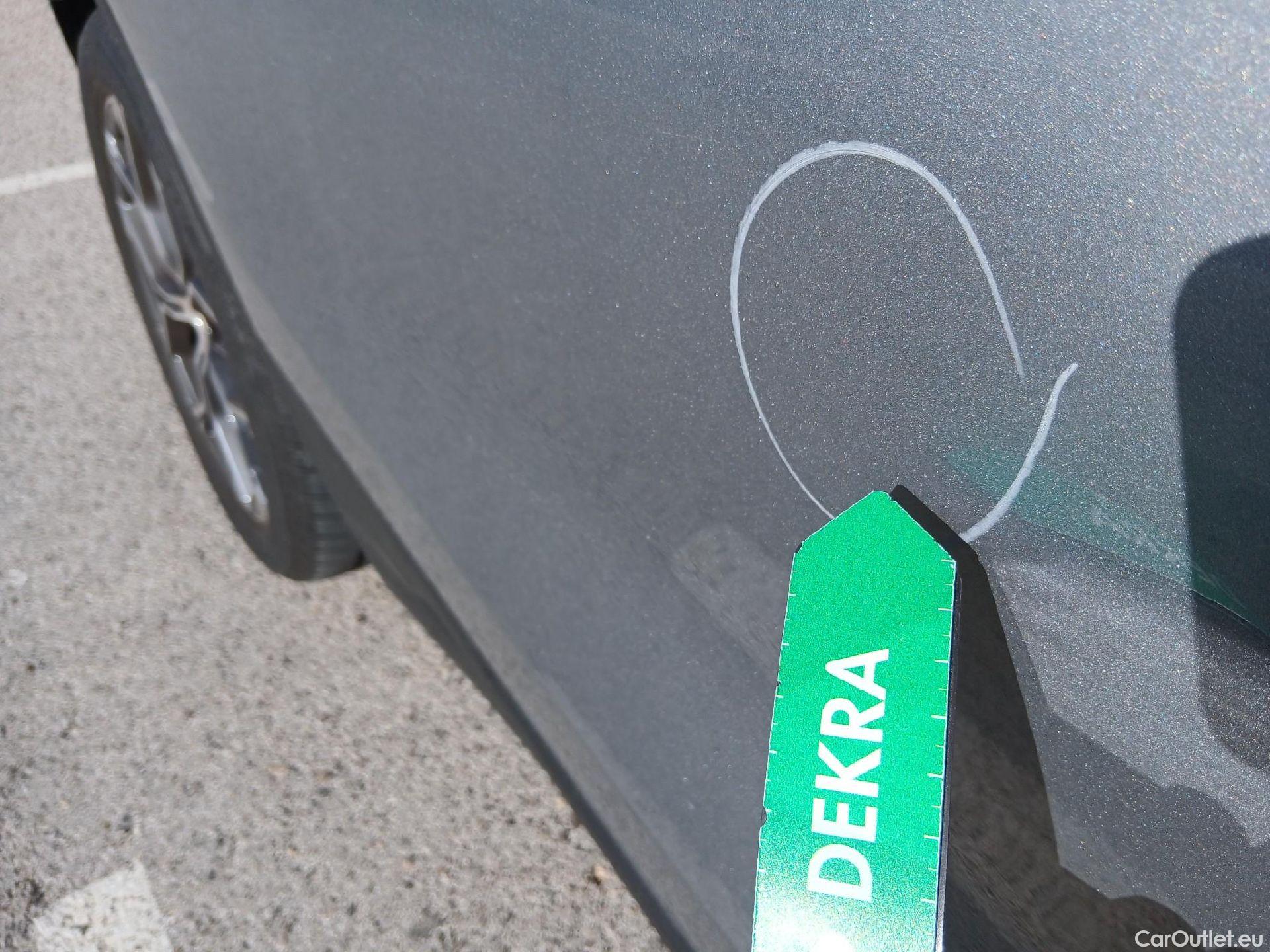  Bmw  X2 BMW  / 2017 / 5P / todoterreno sDrive18i (AC3) #23