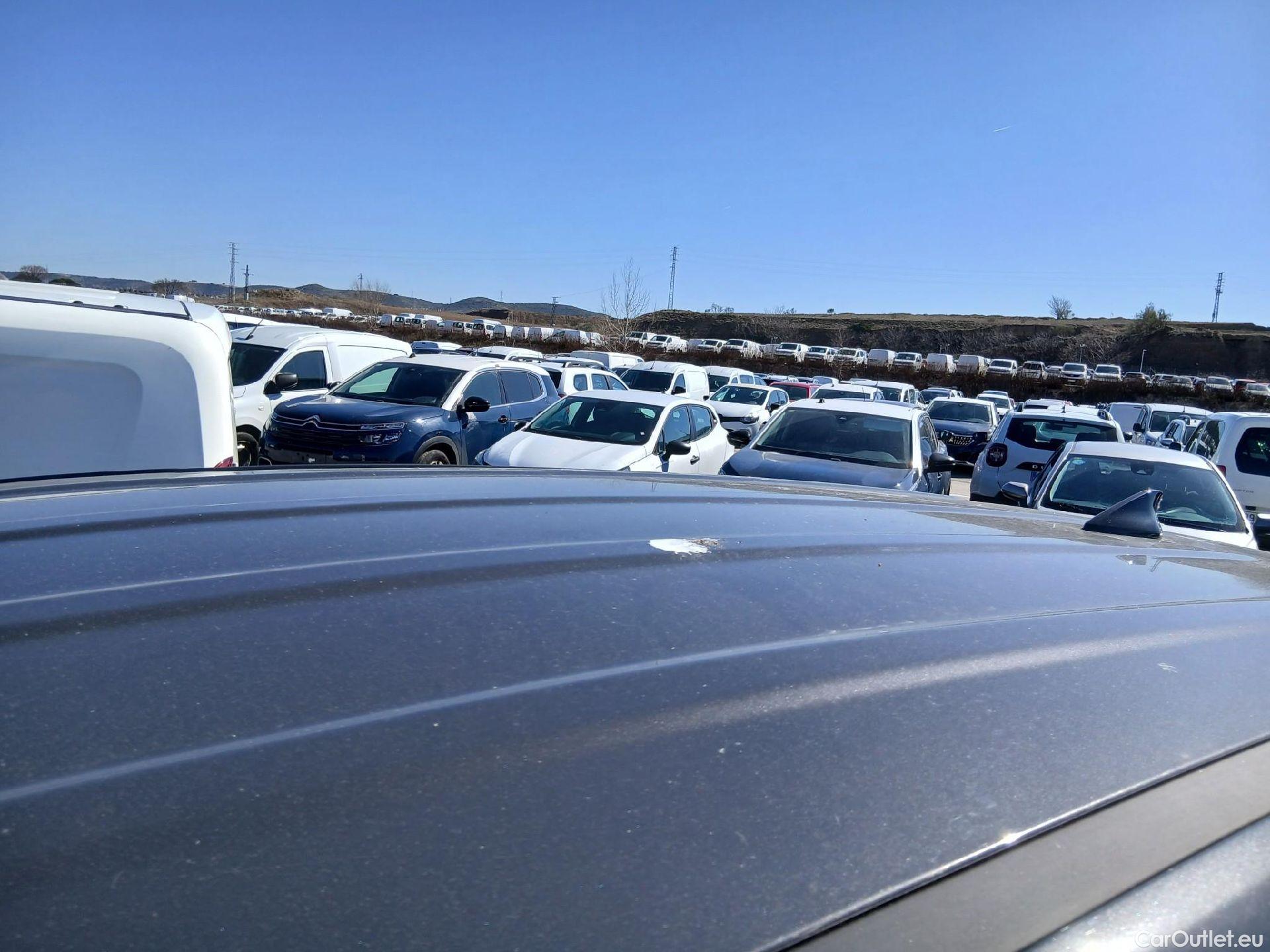  Hyundai  Tucson HYUNDAI  / 2024 / 5P / todoterreno 1.6T 158kW (215CV) HEV AT Klass #13