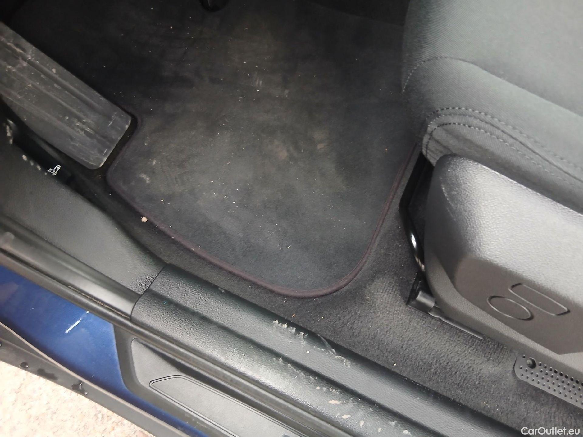  Bmw  X1 BMW  / 2015 / 5P / todoterreno sDrive18dA Business (AC) #6