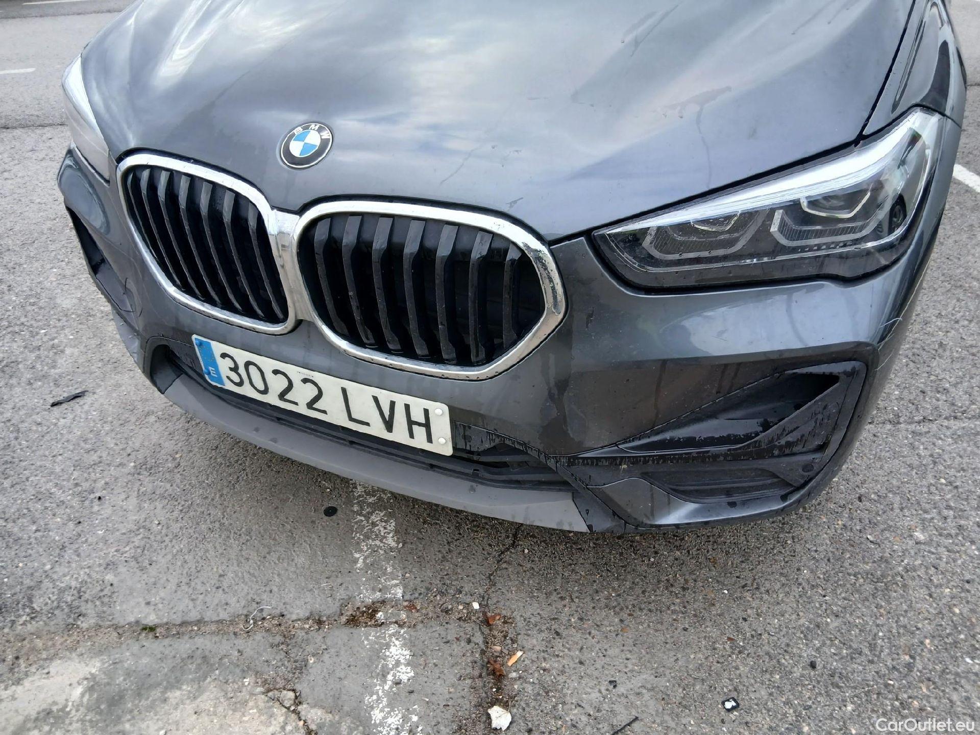  Bmw  X1 BMW  / 2019 / 5P / todoterreno sDrive18d #4