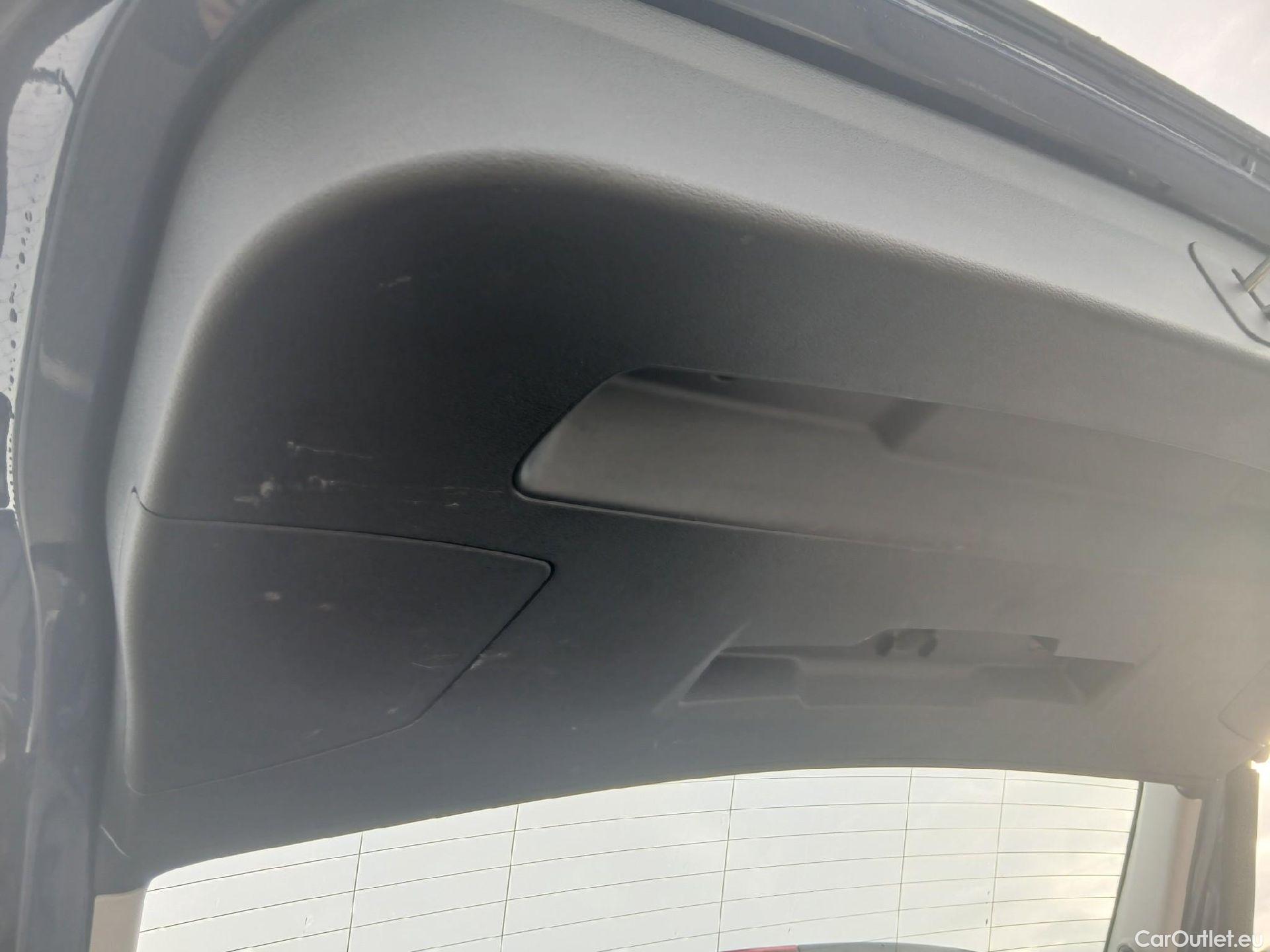  Bmw  X1 BMW  / 2015 / 5P / todoterreno sDrive18dA Business (AC) #3