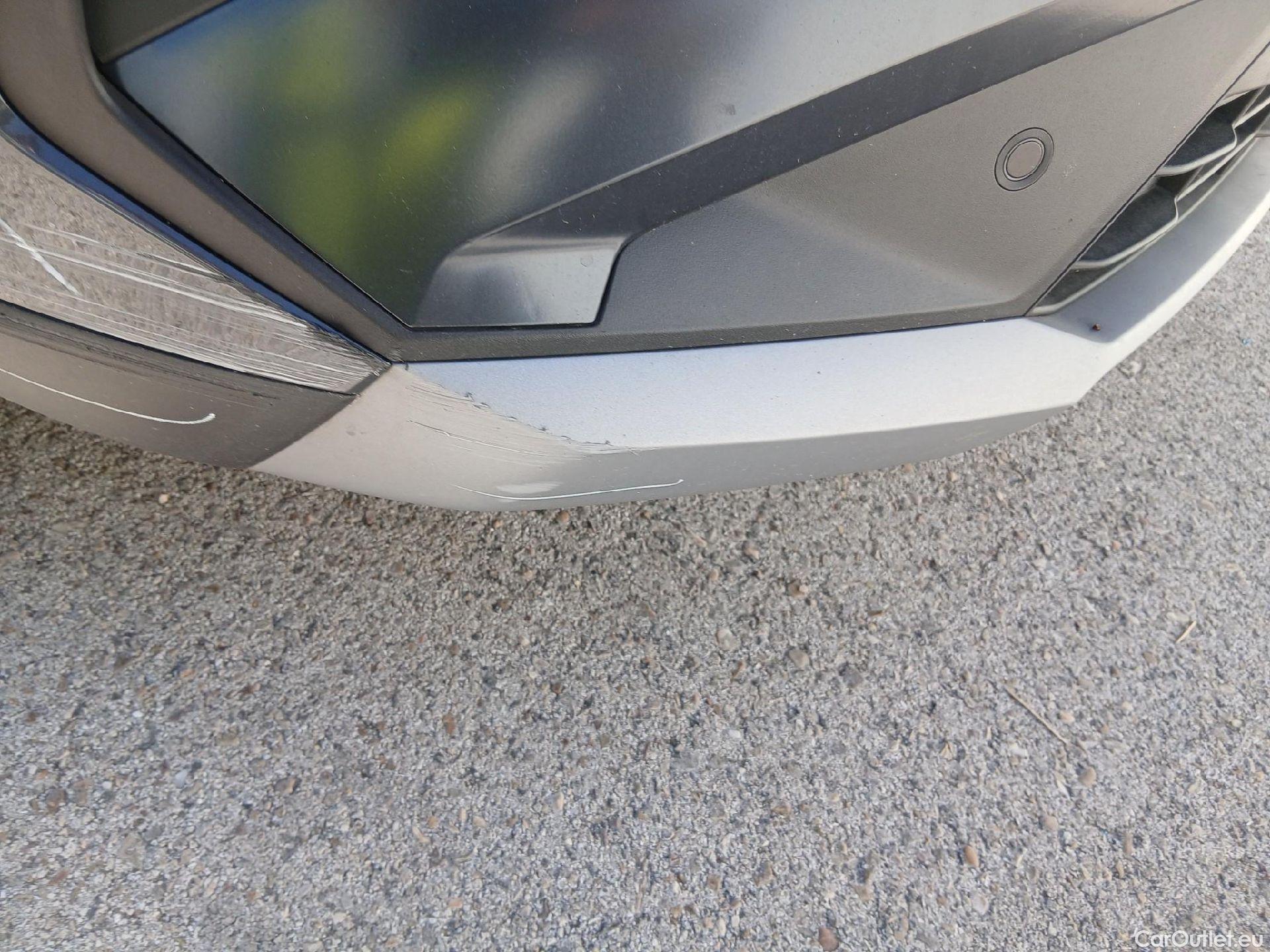  Hyundai  Tucson HYUNDAI  / 2024 / 5P / todoterreno 1.6T 158kW (215CV) HEV AT Klass #5