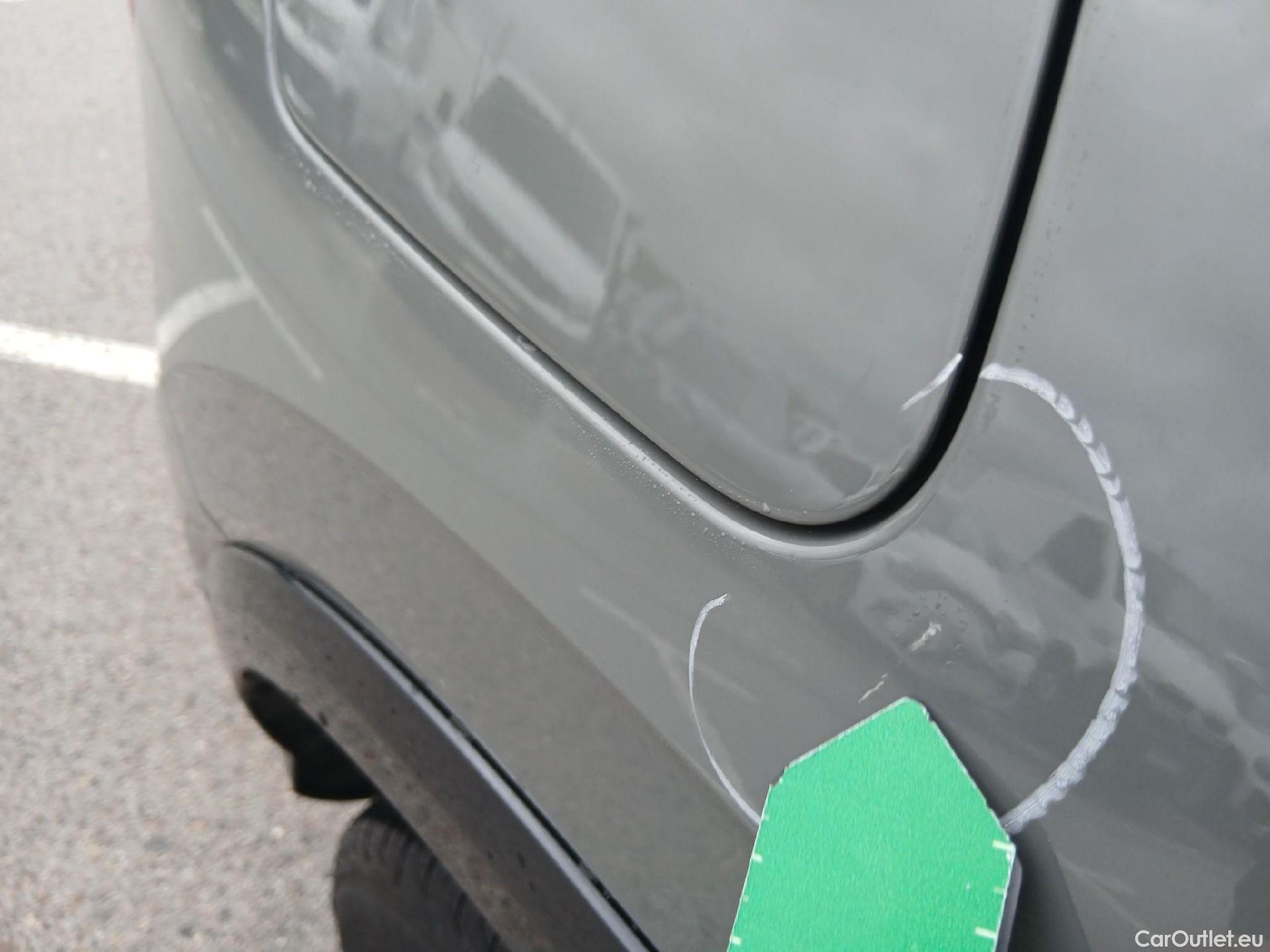  Audi  Q2 AUDI  / 2016 / 5P / todoterreno Design 30 TFSI 85kW (116CV) #45