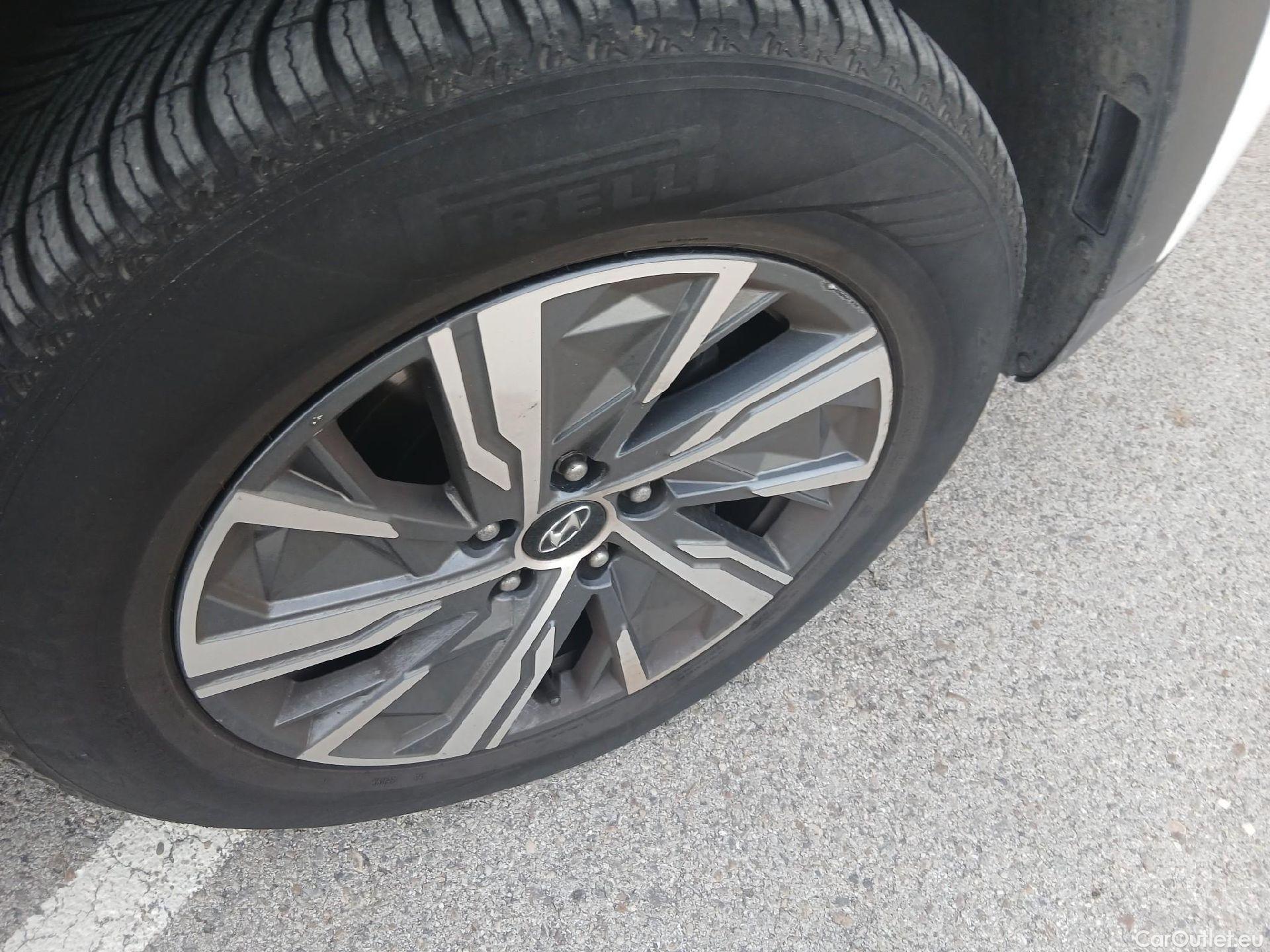  Hyundai  Tucson HYUNDAI  / 2020 / 5P / todoterreno 1.6 CRDI 85kW (115CV) Maxx #34