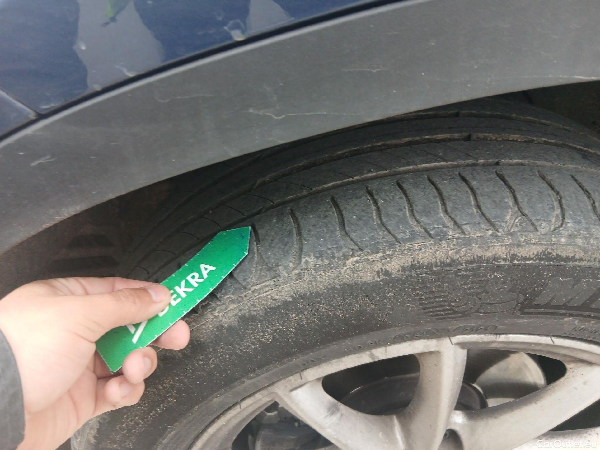  Bmw  X2 BMW  / 2017 / 5P / todoterreno sDrive18i (AC) #2