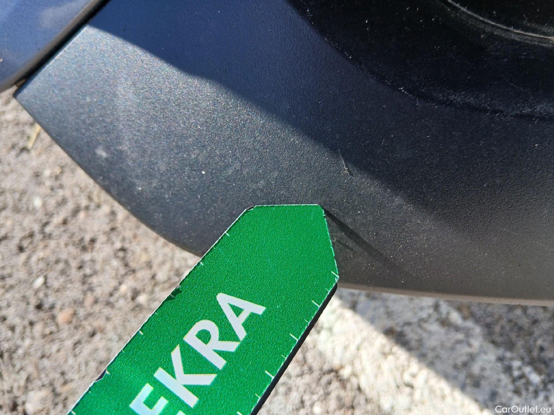  Bmw  X2 BMW  / 2017 / 5P / todoterreno sDrive18i (AC3) #7