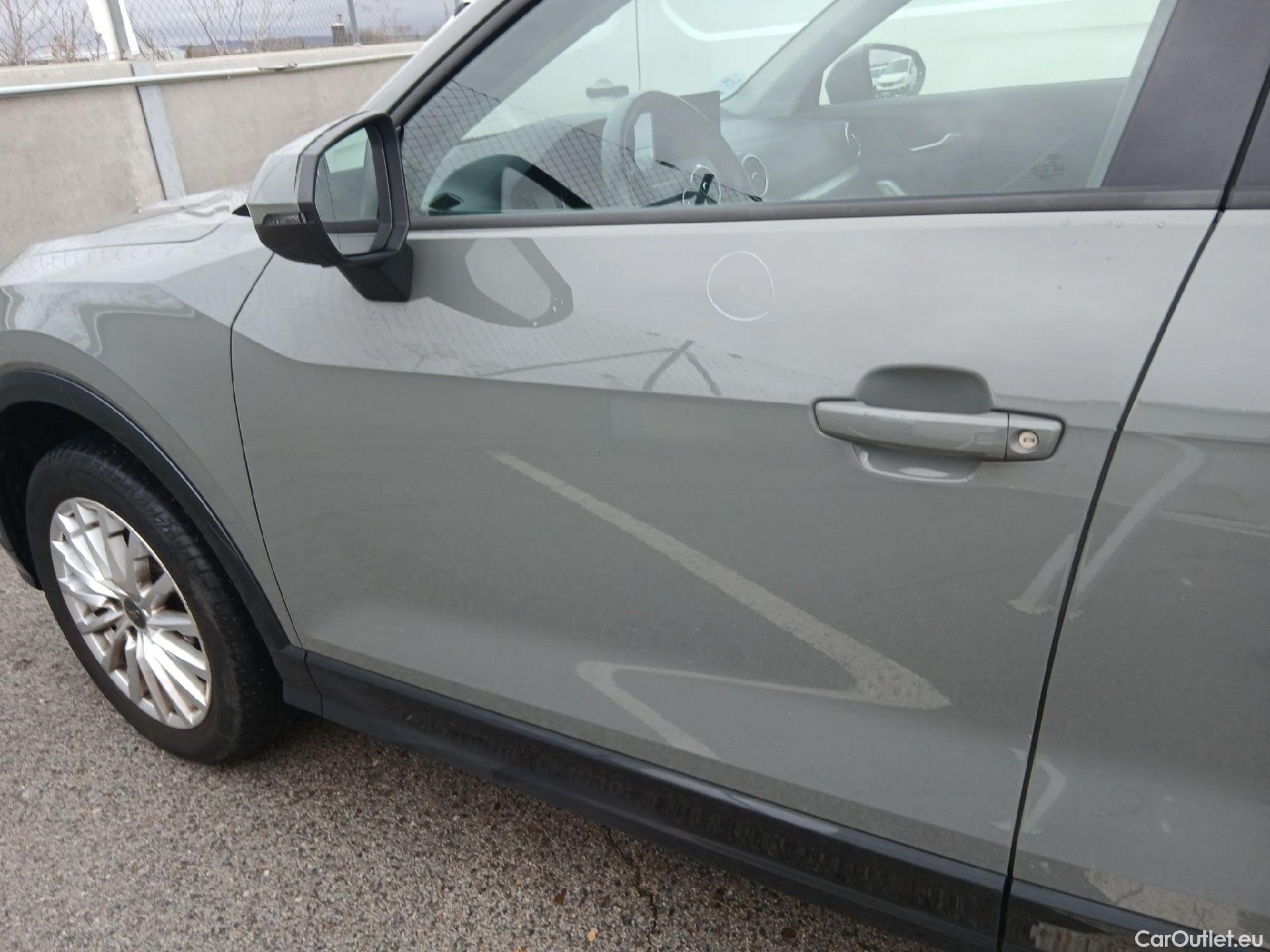  Audi  Q2 AUDI  / 2016 / 5P / todoterreno Design 30 TFSI 85kW (116CV) #20