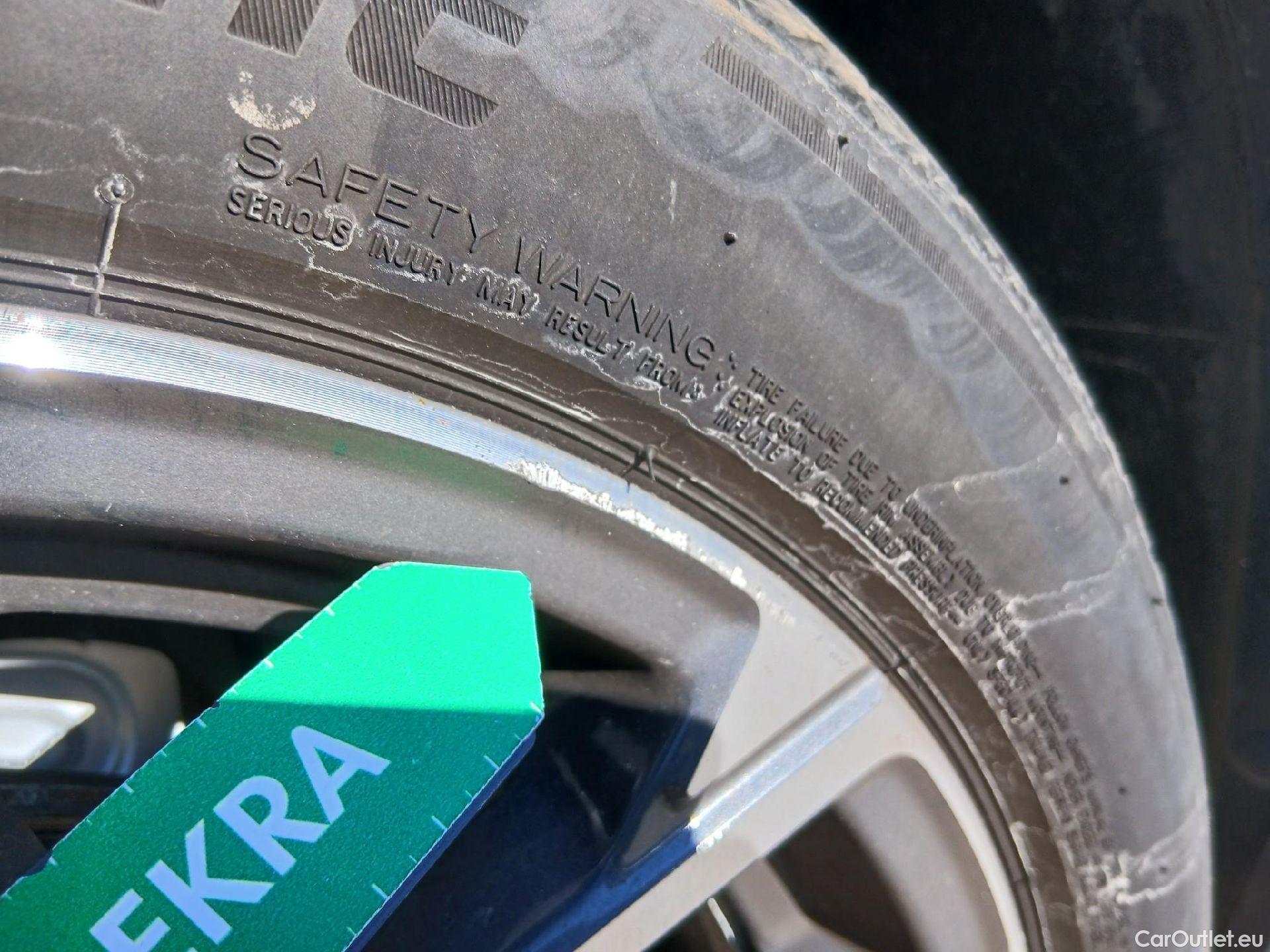  Bmw  X2 BMW  / 2017 / 5P / todoterreno sDrive18i (AC3) #29