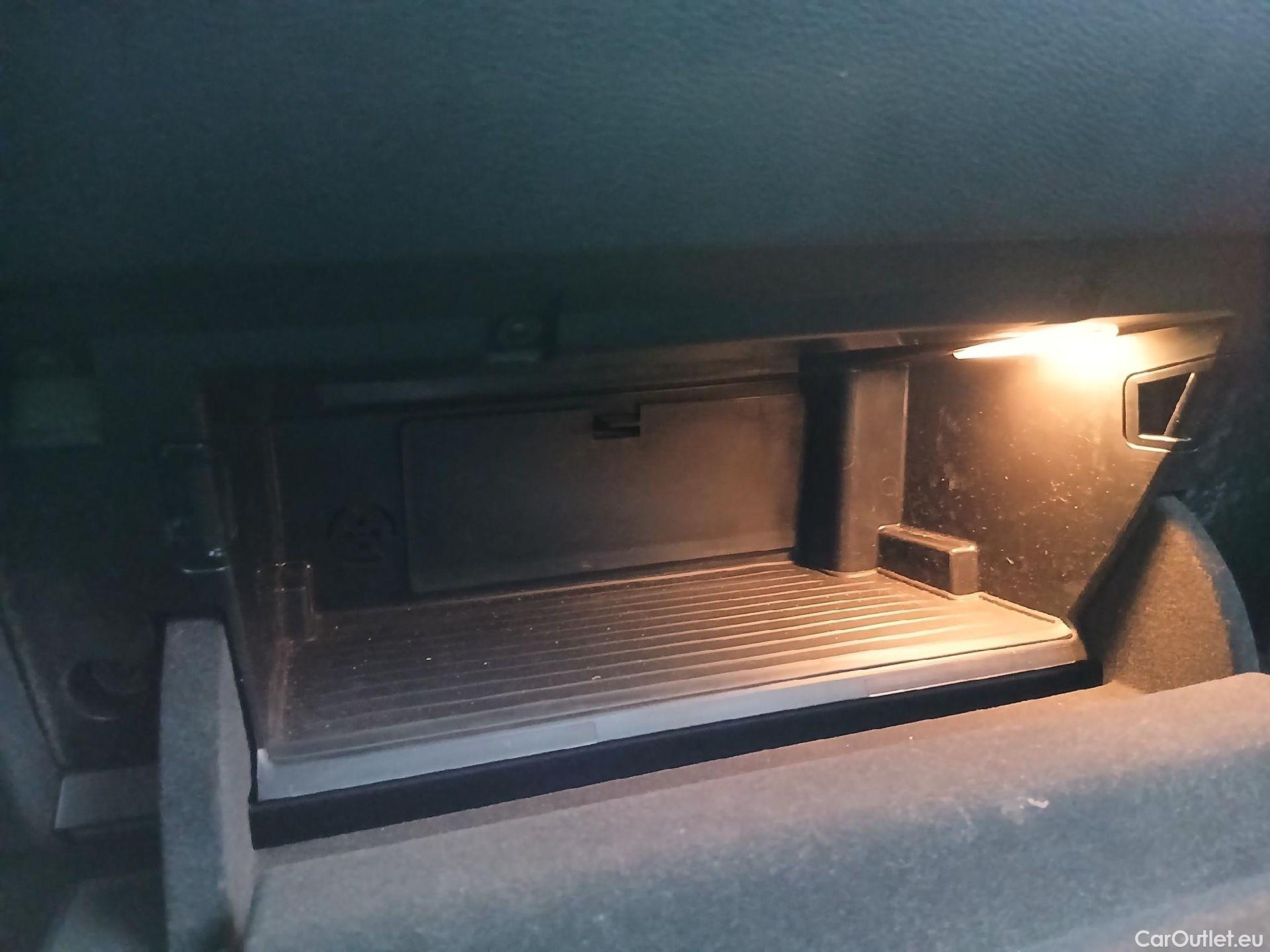  Bmw  X1 BMW  / 2019 / 5P / todoterreno sDrive18dA Corporate #1