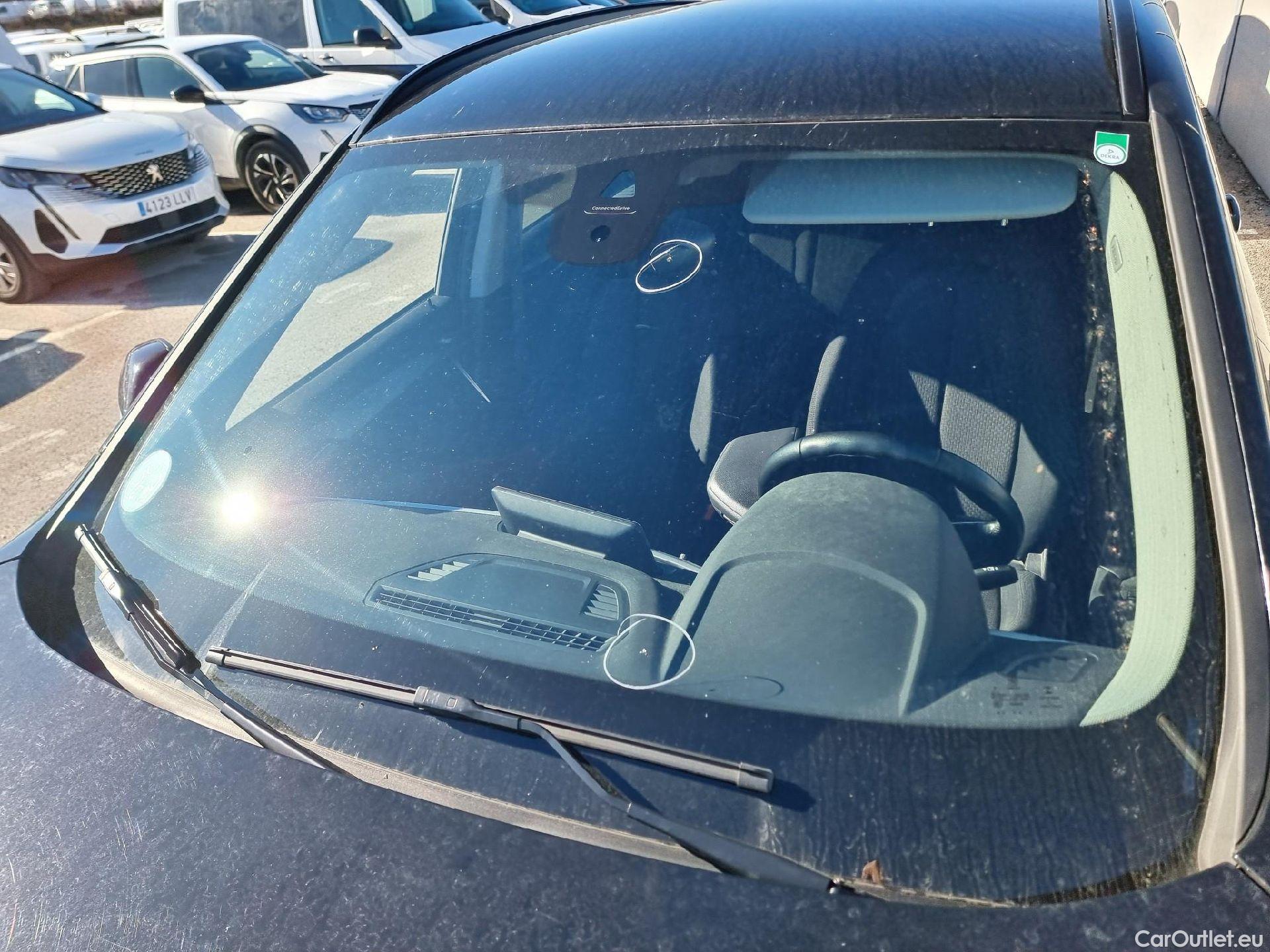  Bmw  X1 BMW  / 2019 / 5P / todoterreno sDrive16d Business #16