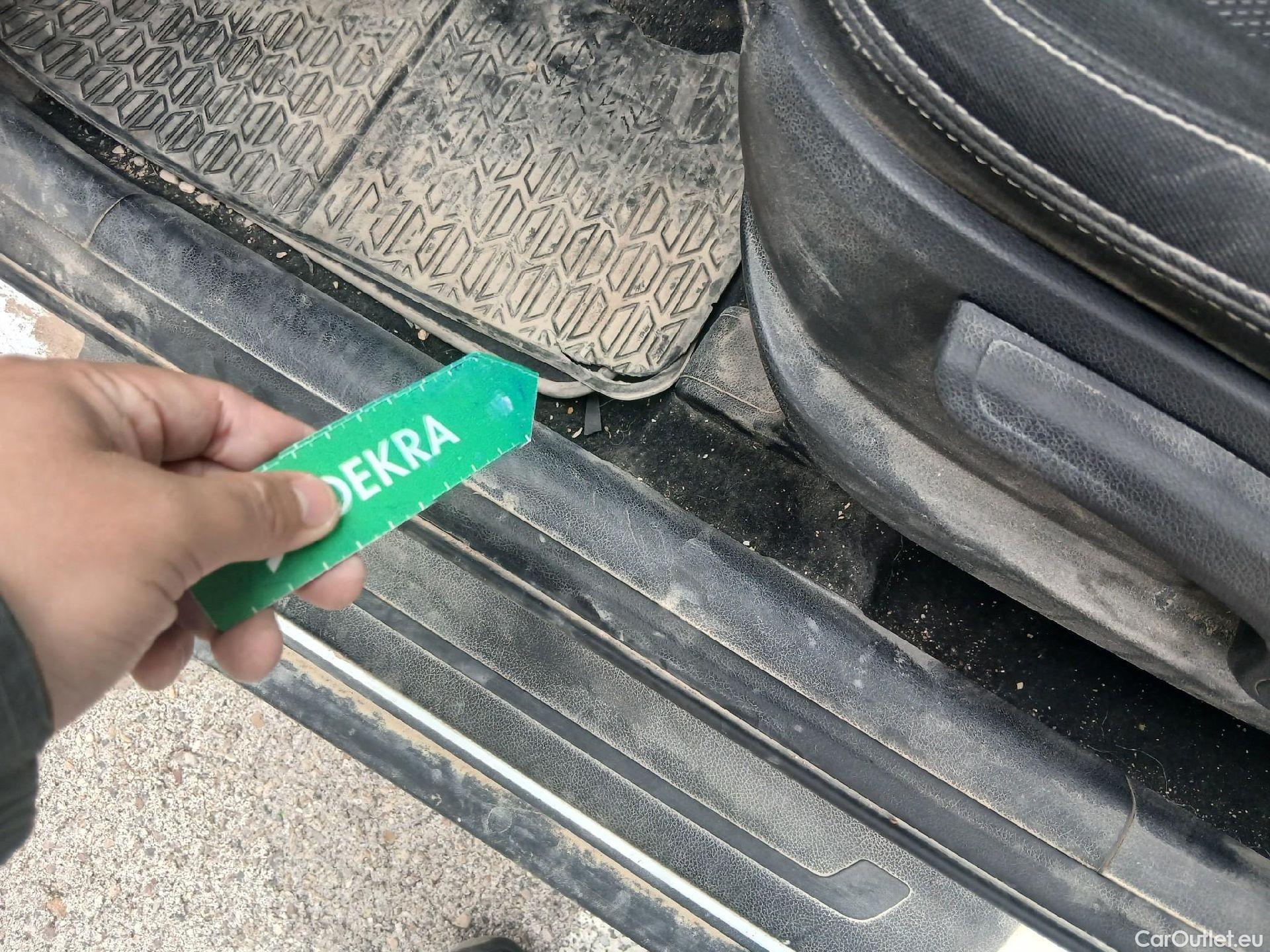  KIA  Sportage KIA  / 2018 / 5P / todoterreno 1.6 MHEV Business 100kW (136CV) 4x4 #1