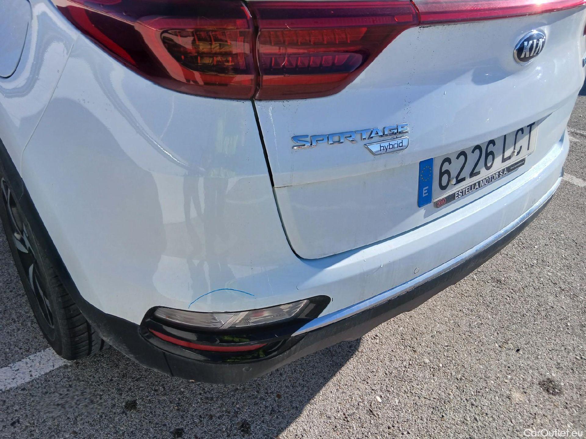  KIA  Sportage KIA  / 2018 / 5P / todoterreno 1.6 MHEV Drive 85kW (115CV) 4x2 #18