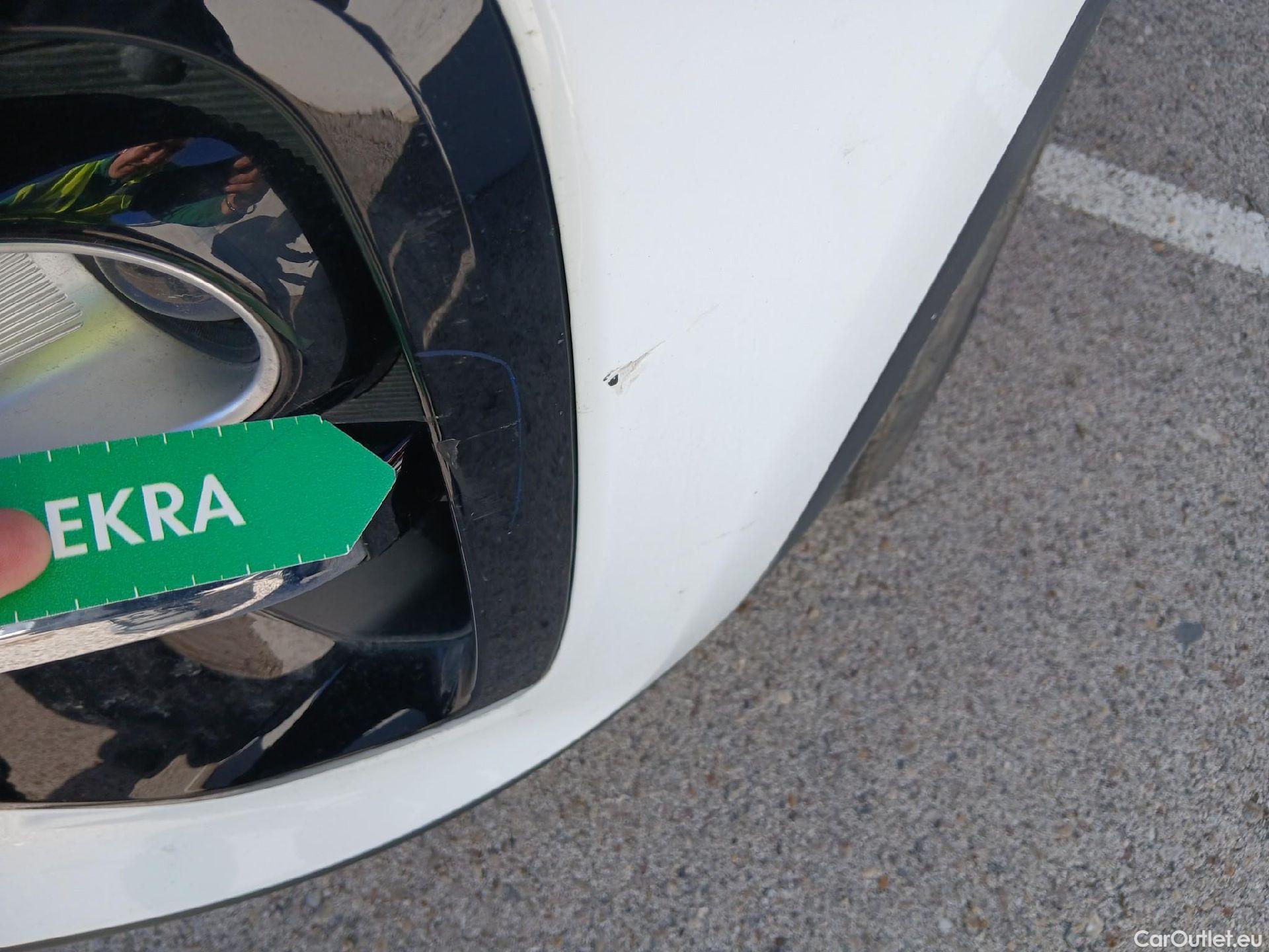  KIA  Sportage KIA  / 2018 / 5P / todoterreno 1.6 MHEV Drive 85kW (115CV) 4x2 #12