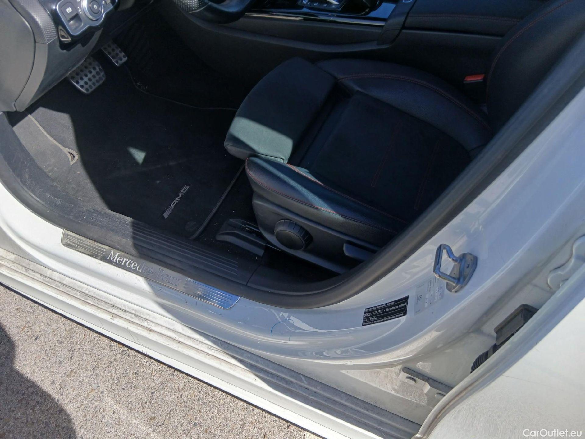  Mercedes  A-Klasse MERCEDES-BENZ Clase A / 2018 / 5P / berlina con portón A 180 d #24