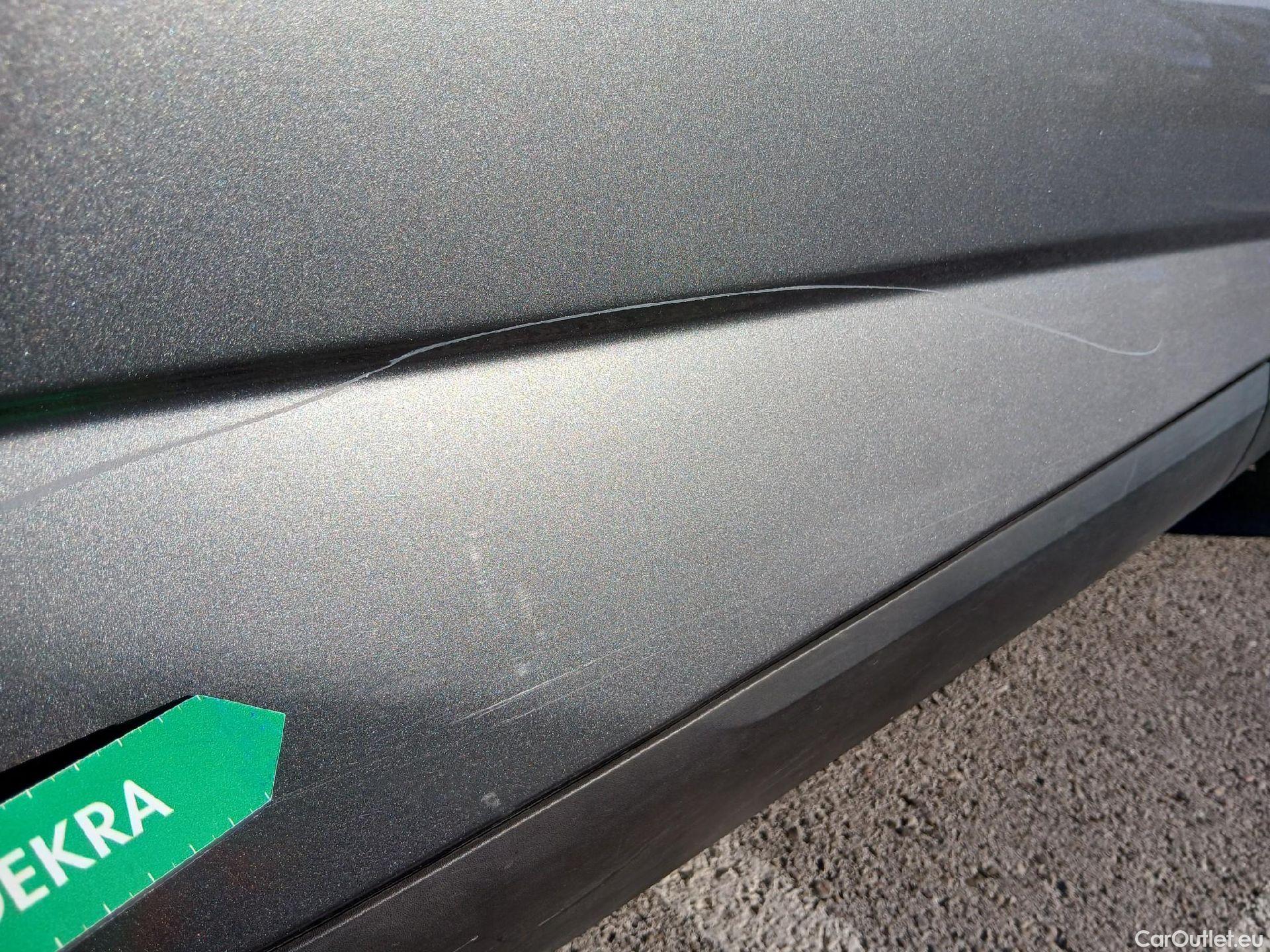  Nissan  Qashqai NISSAN  / 2021 / 5P / todoterreno DIG-T 116kW (158CV) mHEV Xtronic Acenta (AC) #12