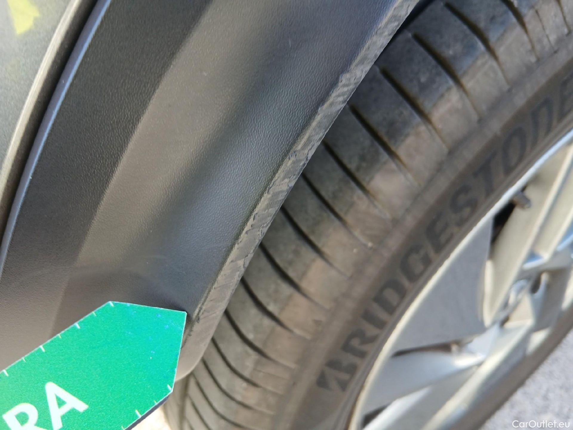  Nissan  Qashqai NISSAN  / 2021 / 5P / todoterreno DIG-T 116kW (158CV) mHEV Xtronic Acenta (AC) #27