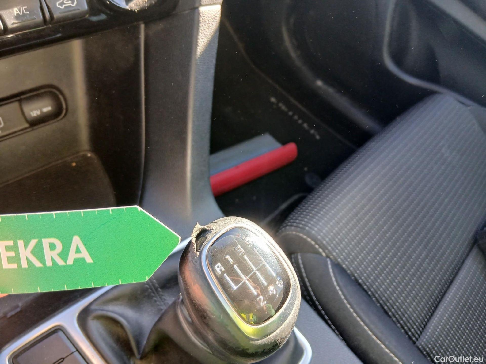  KIA  Sportage KIA  / 2018 / 5P / todoterreno 1.6 MHEV Drive 85kW (115CV) 4x2 #1