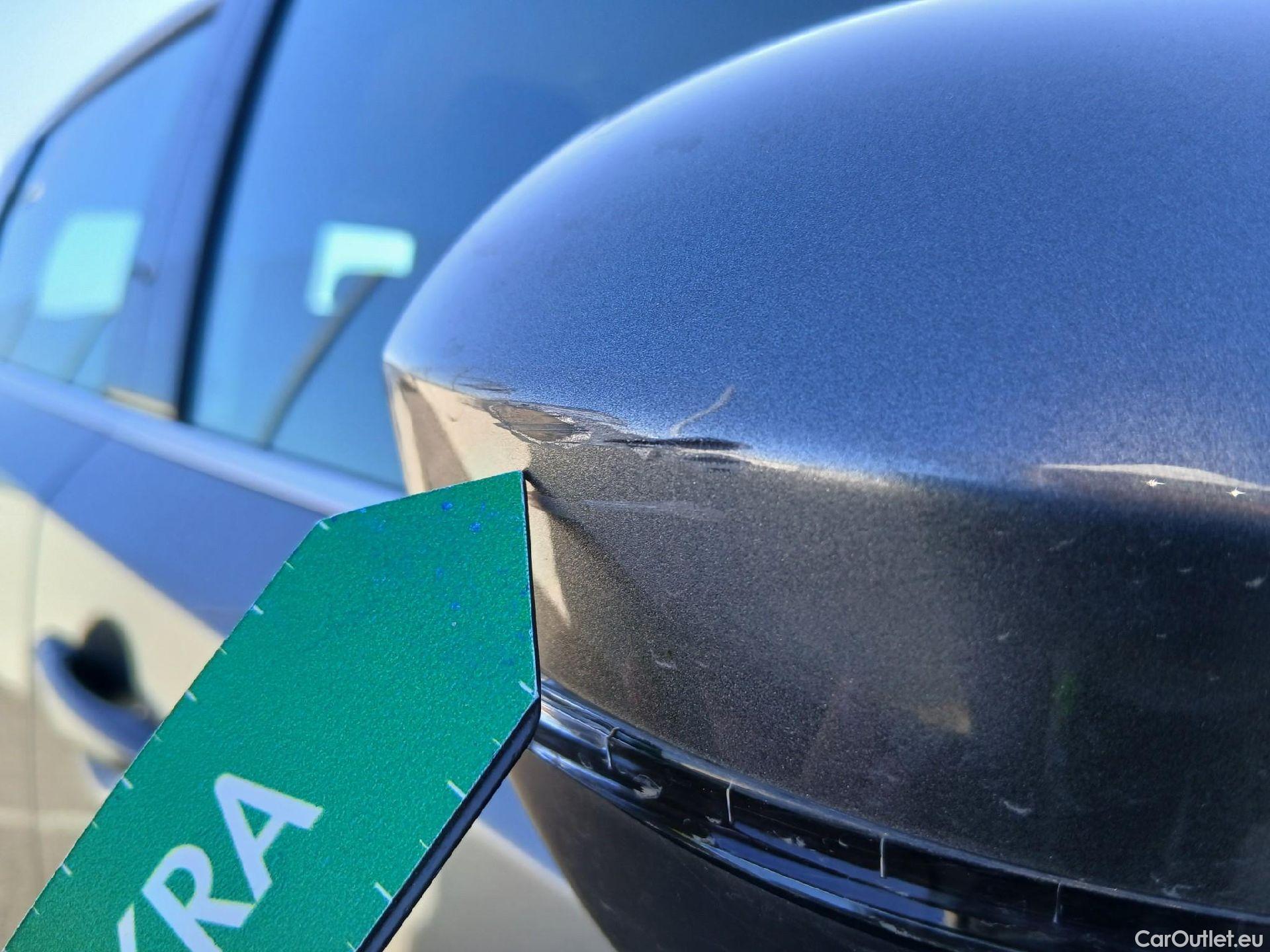  Nissan  Qashqai NISSAN  / 2021 / 5P / todoterreno DIG-T 116kW (158CV) mHEV Xtronic Acenta (AC) #35