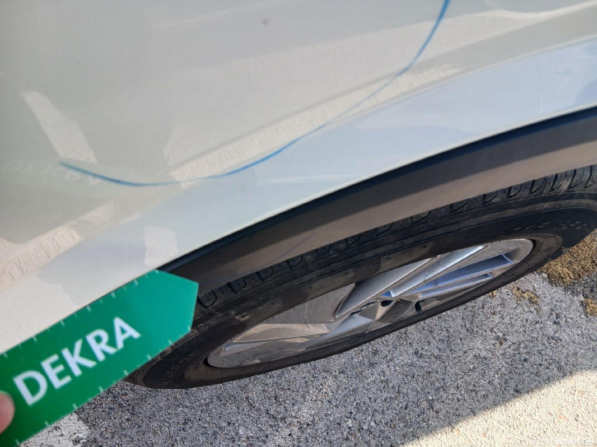  Nissan  Qashqai NISSAN  / 2021 / 5P / todoterreno DIG-T 116kW (158CV) mHEV Xtronic Acenta #33