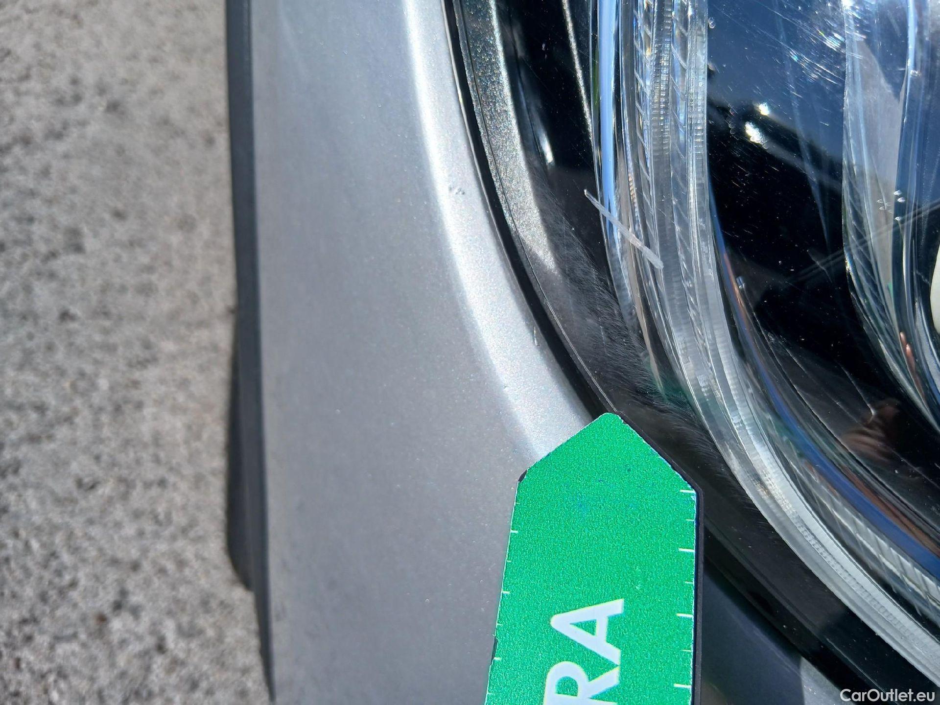  Mercedes  GLA MERCEDES-BENZ  / 2020 / 5P / todoterreno  250 e #5