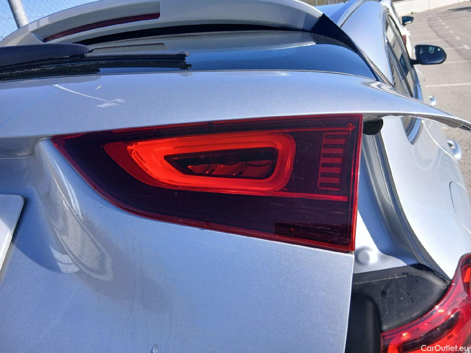  Mercedes  GLA MERCEDES-BENZ  / 2020 / 5P / todoterreno  250 e #34