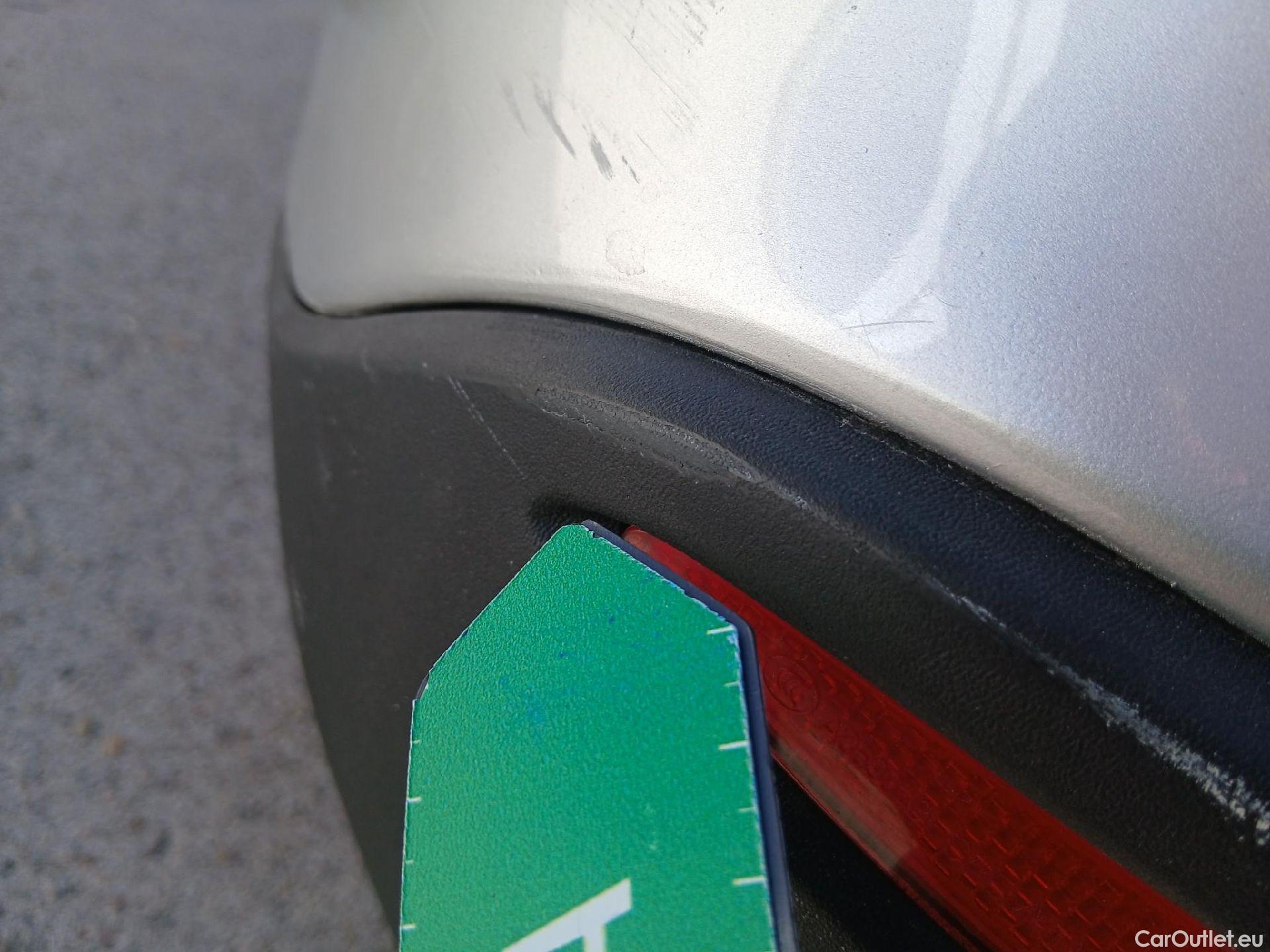  Mercedes  GLA MERCEDES-BENZ  / 2020 / 5P / todoterreno  250 e #25