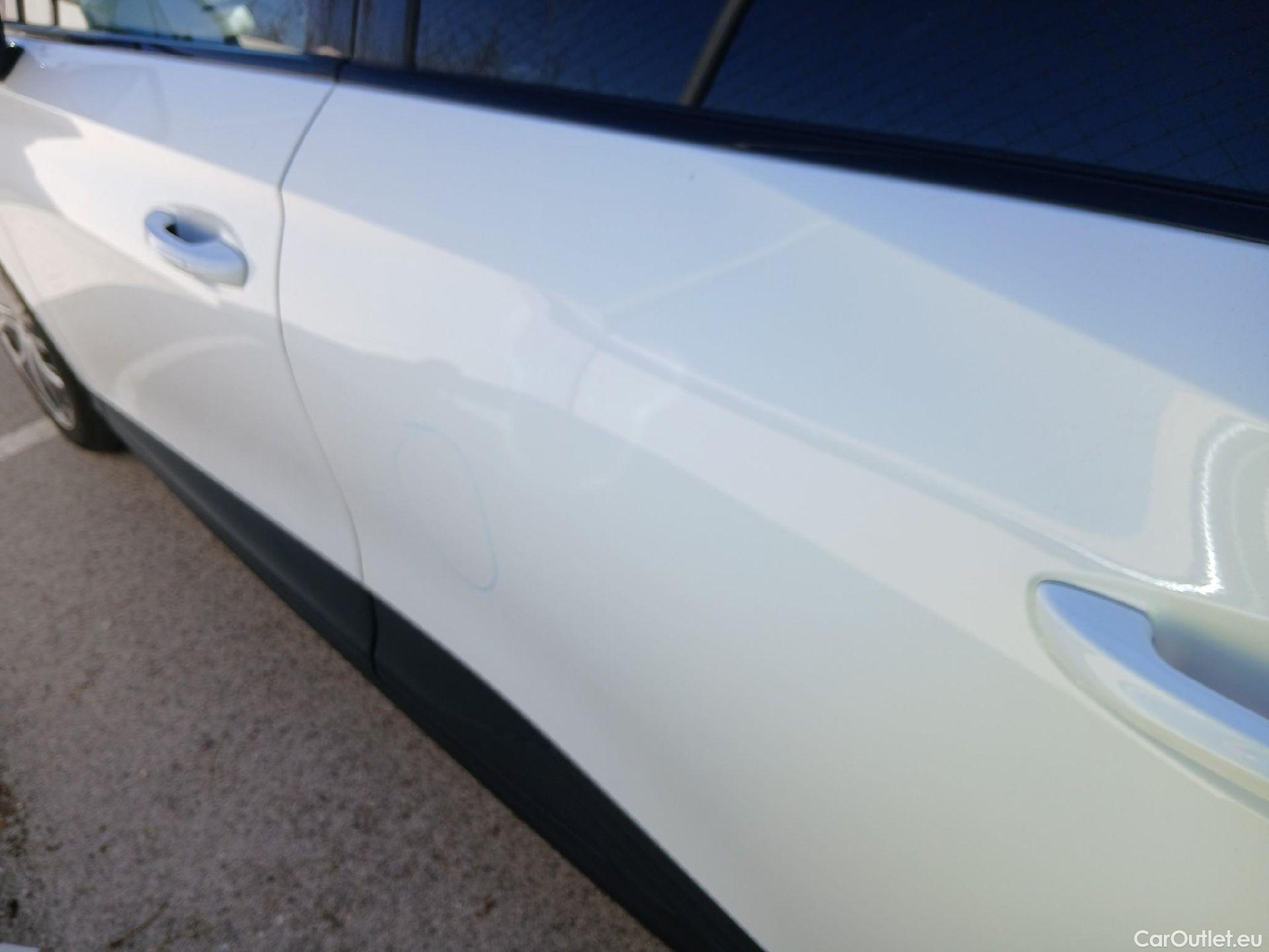  Land Rover  Discovery MG MG4 / 2022 / 5P / berlina con portón 77kWh Extended Range #13