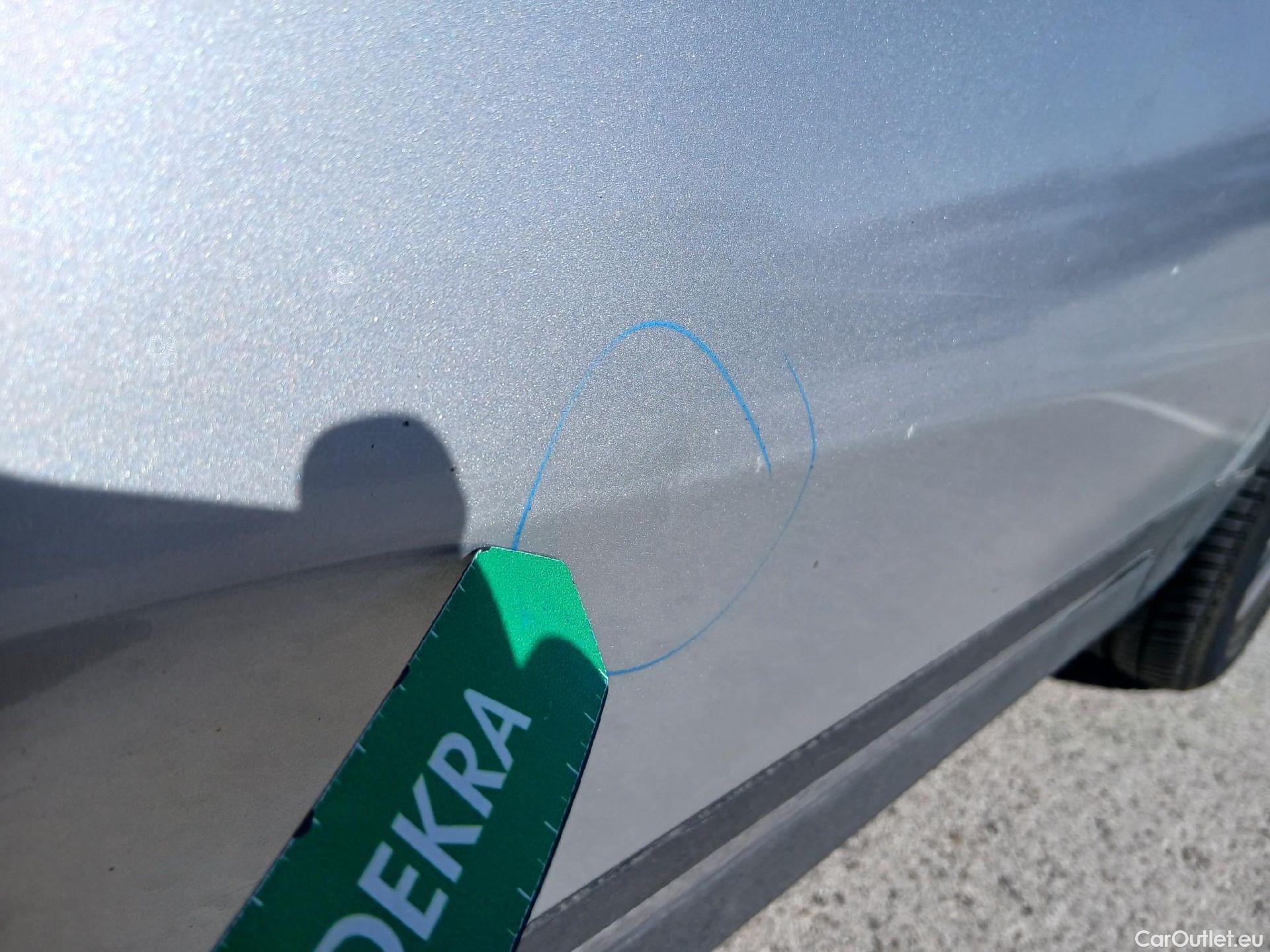  Mercedes  GLA MERCEDES-BENZ  / 2020 / 5P / todoterreno  250 e #50