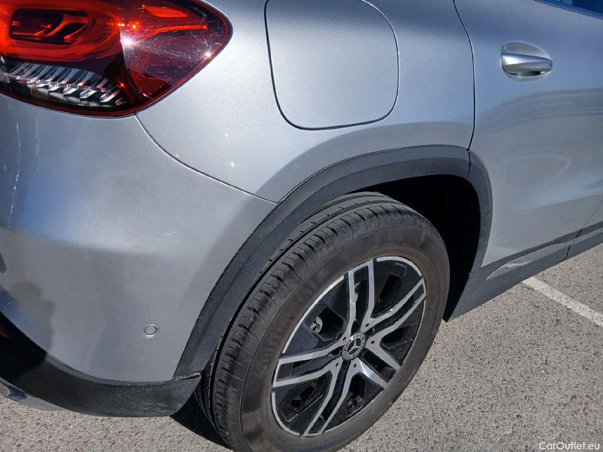  Mercedes  GLA MERCEDES-BENZ  / 2020 / 5P / todoterreno  250 e #43