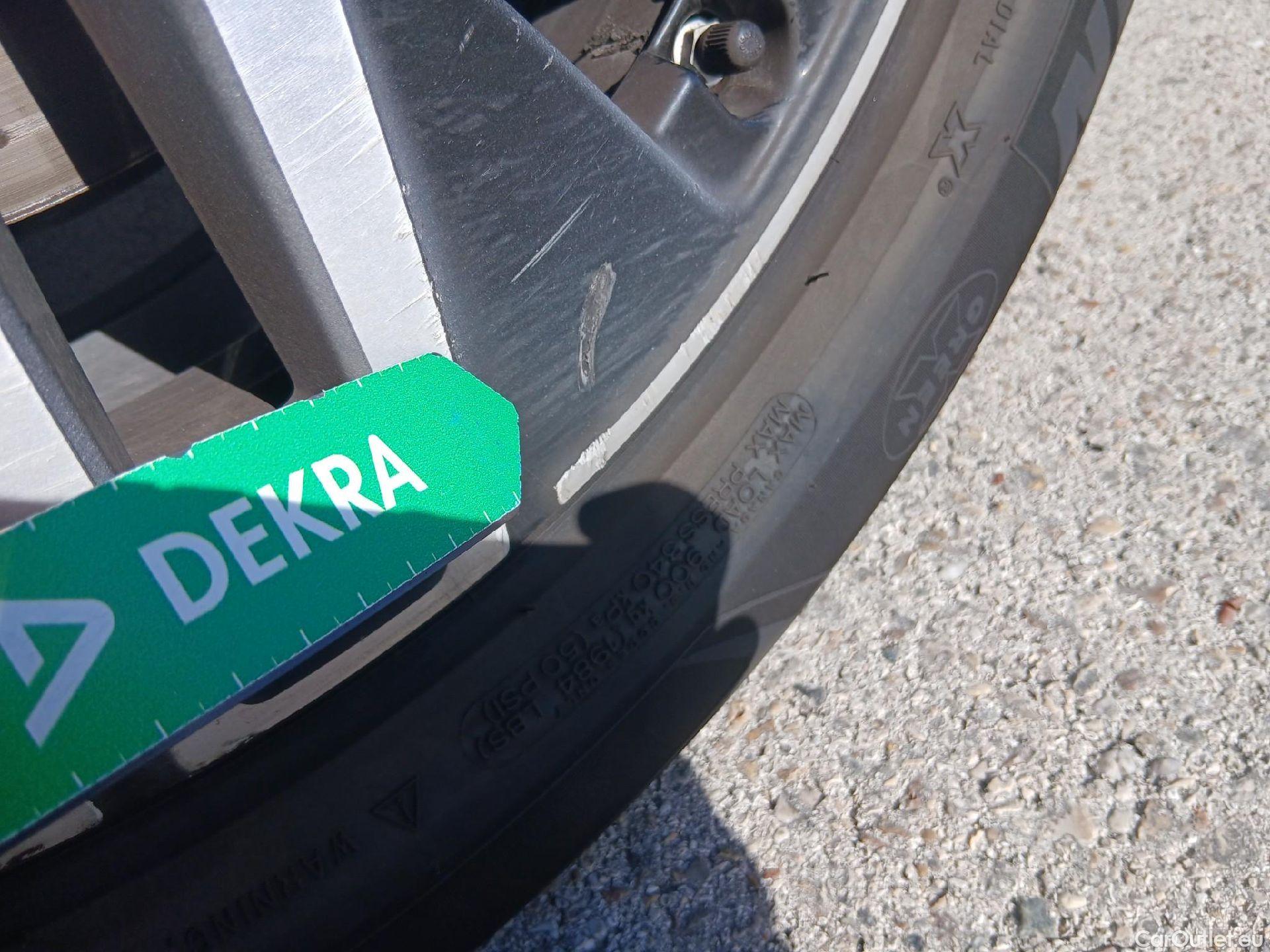  Mercedes  GLA MERCEDES-BENZ  / 2020 / 5P / todoterreno  250 e #65